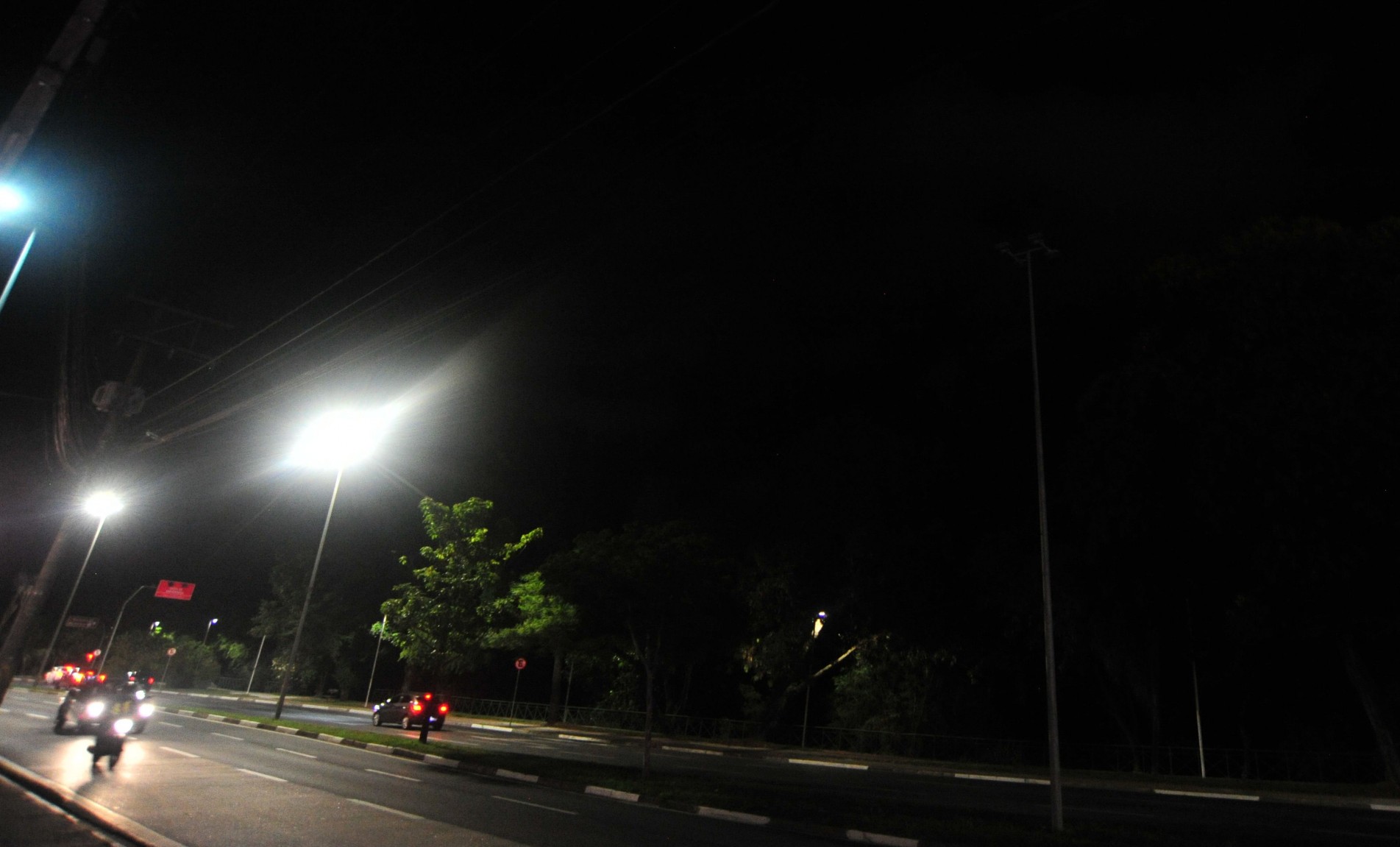 Falta de iluminação pública é uma situação recorrente em Sorocaba e motivo de reclamação de munícipes.