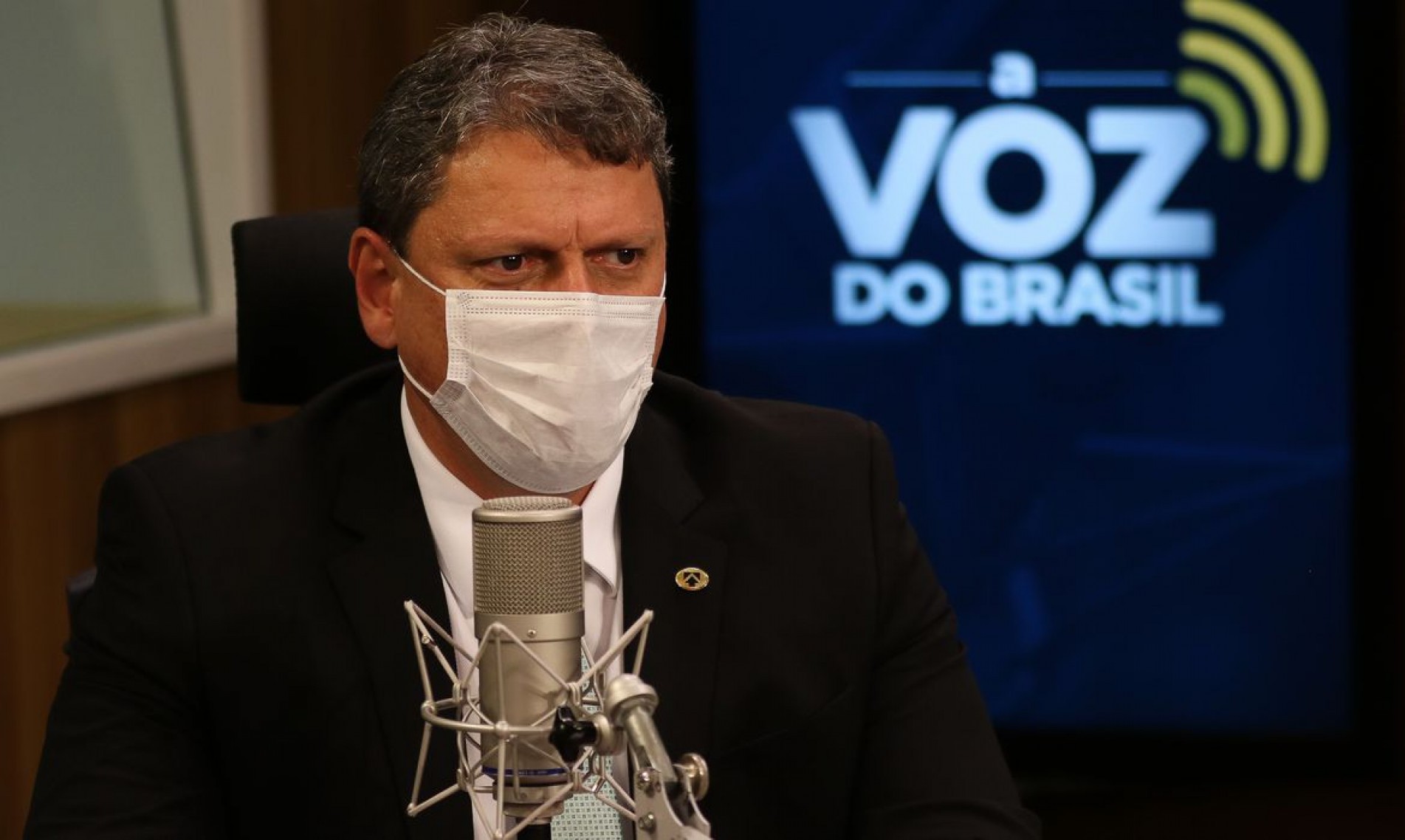  Ministro da Infraestrutura, Tarc..sio Gomes de Freitas, participa do programa A Voz do Brasil
    