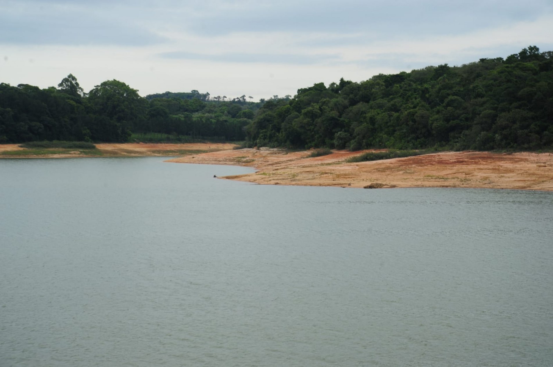 As chuvas dos últimos dias na região de Sorocaba não interferiram no volume útil da represa de Itupararanga