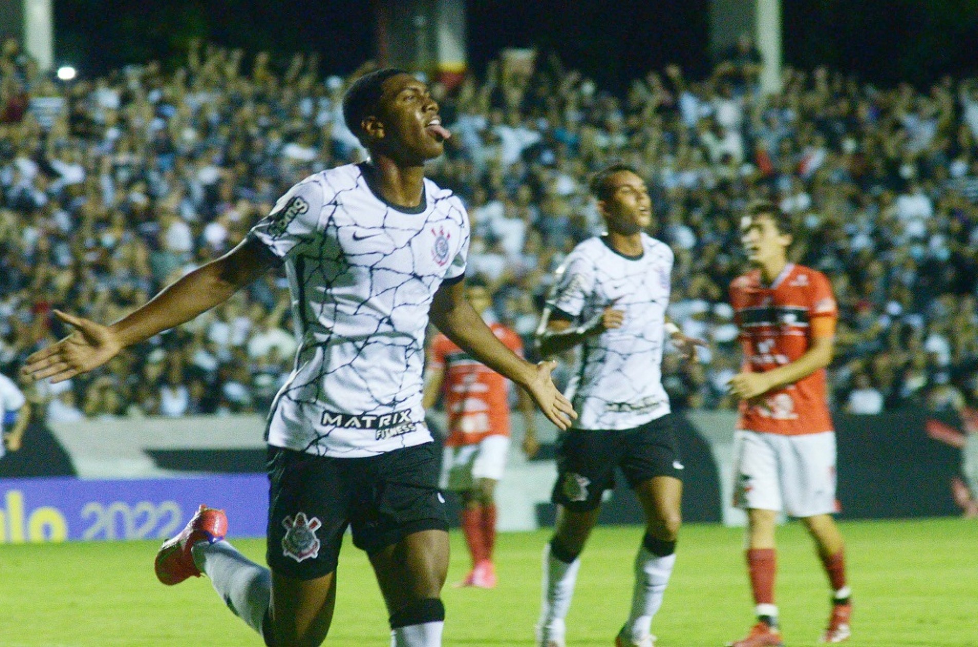 Corinthians derrotou o River-PI por 2 a 0