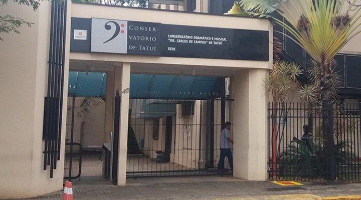 Escola de música e artes cênicas prorroga o prazo para inscrições 