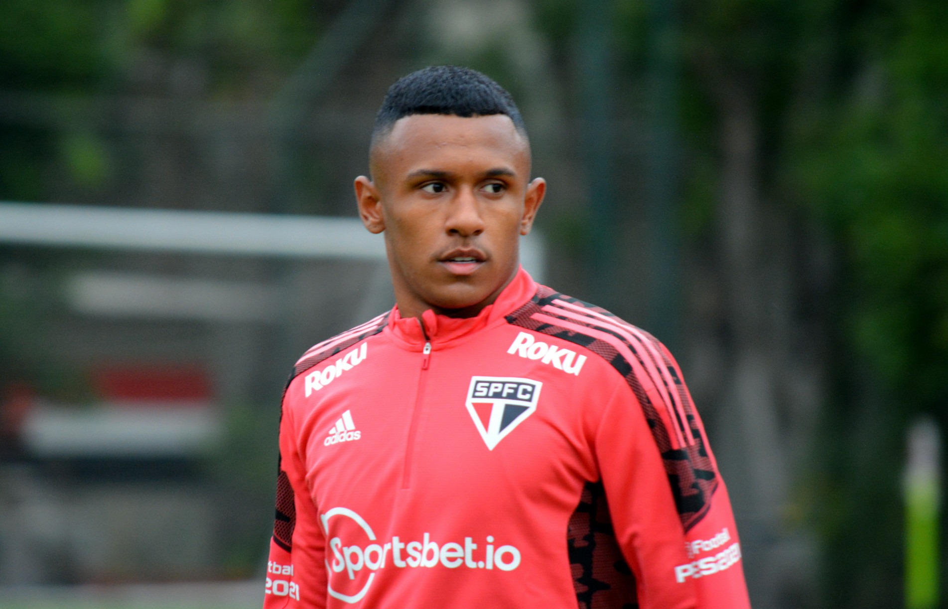 Marquinhos fez gol no último jogo e ganhou elogios de Ceni.