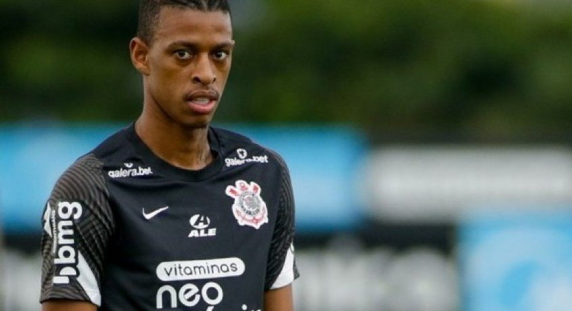 Robson Bambu foi acusado de estupro.