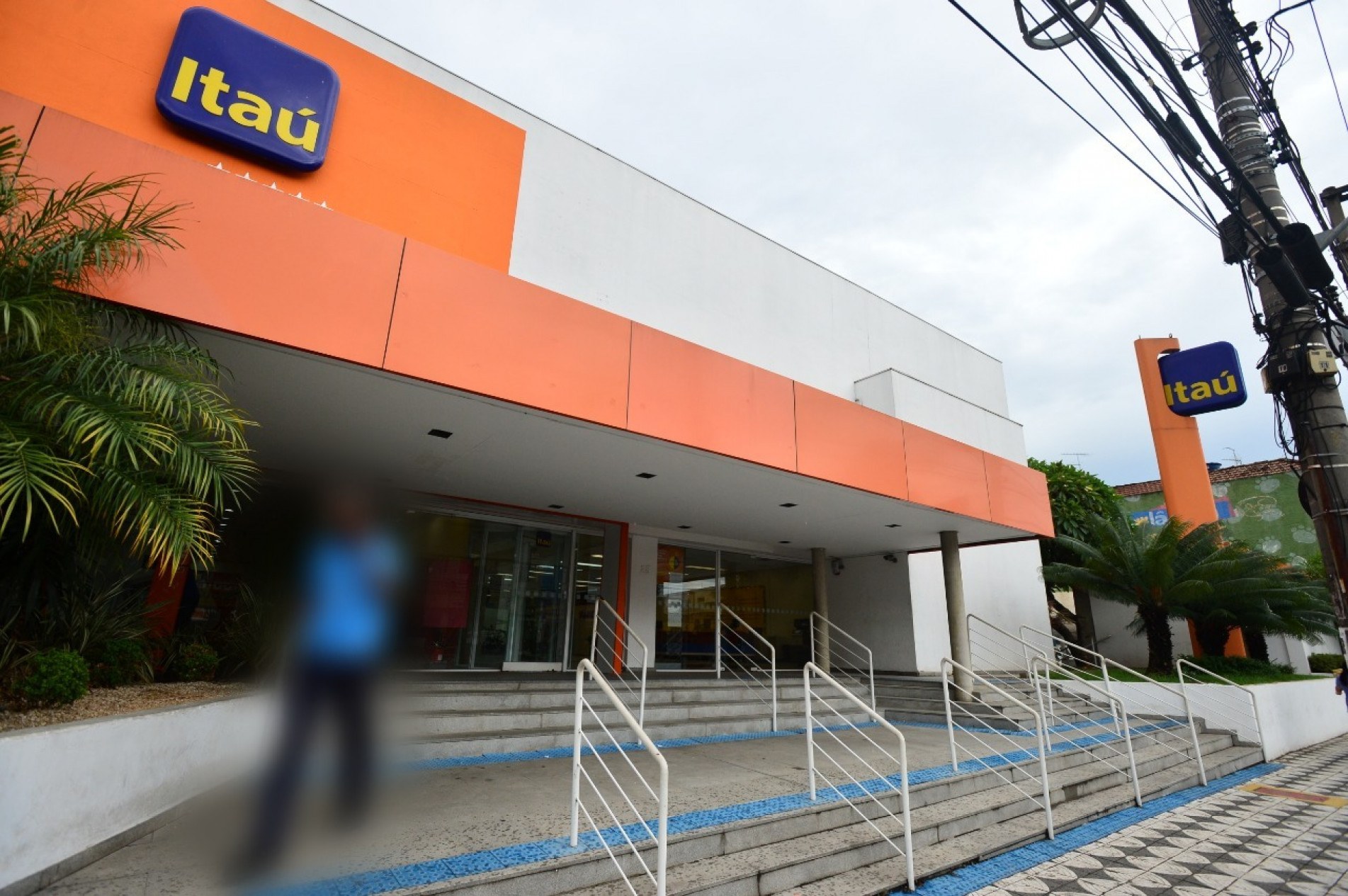 Banco Itaú - Agência 9 de Julho -
