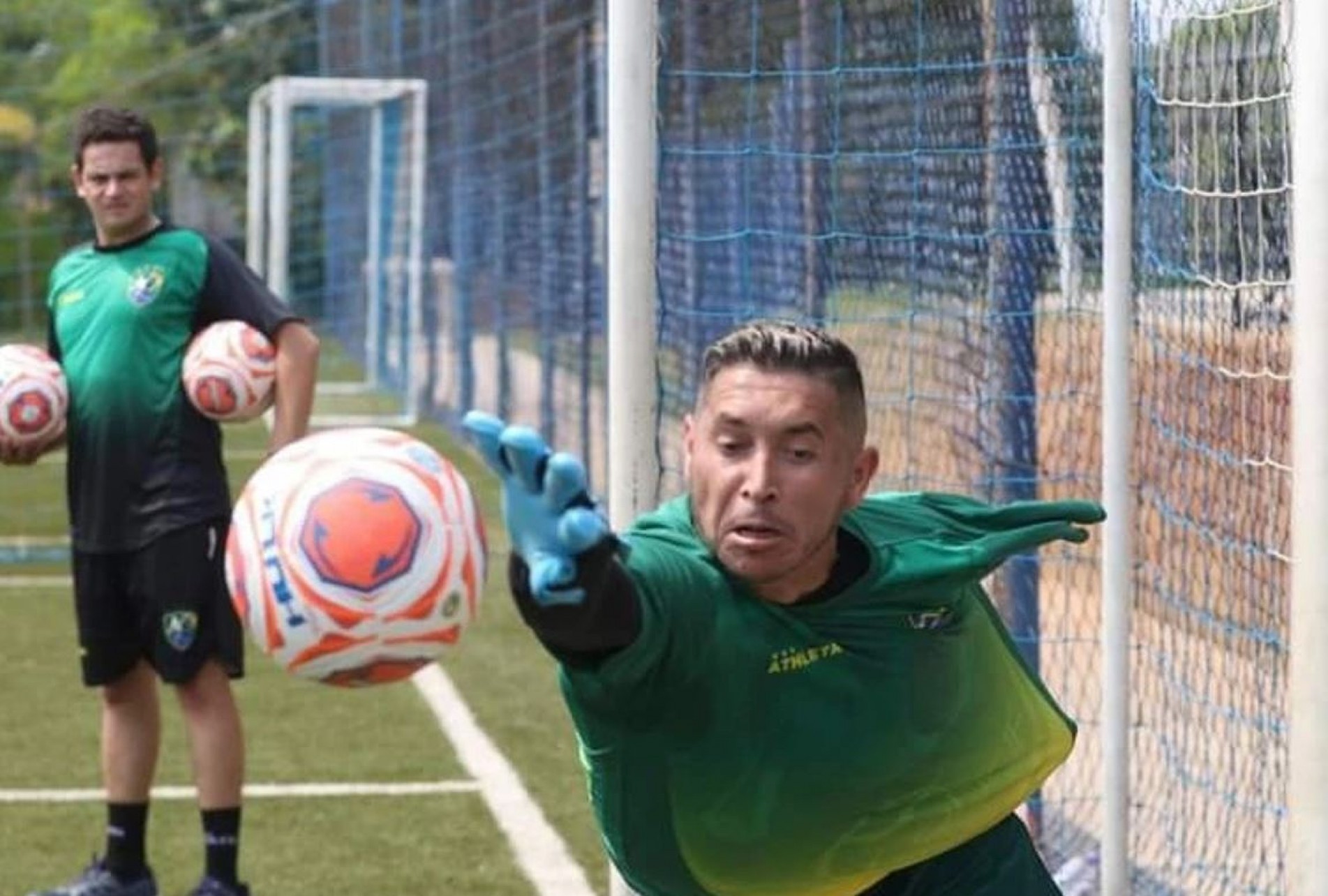 Gustavo, goleiro, é um dos convocados para eliminatórias.