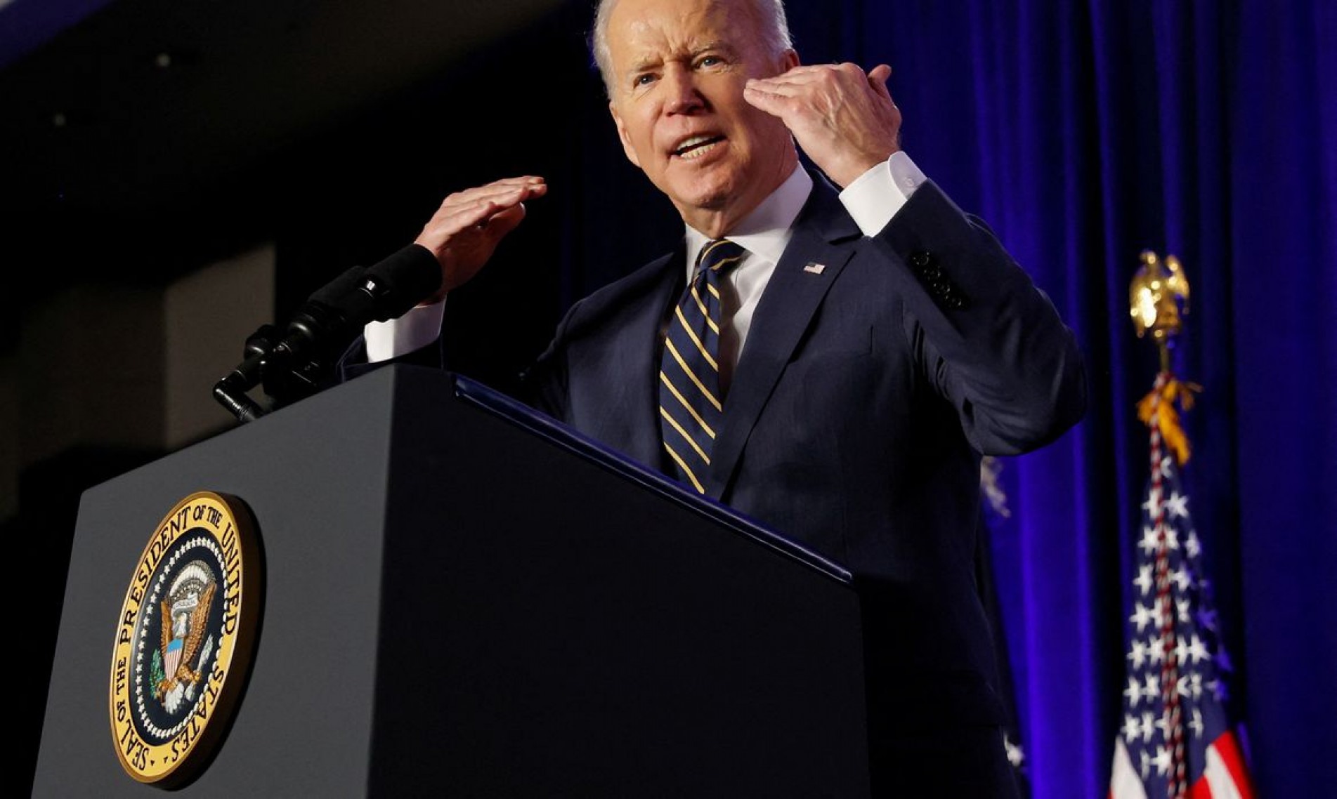Biden anuncia novas sanções contra a Rússia