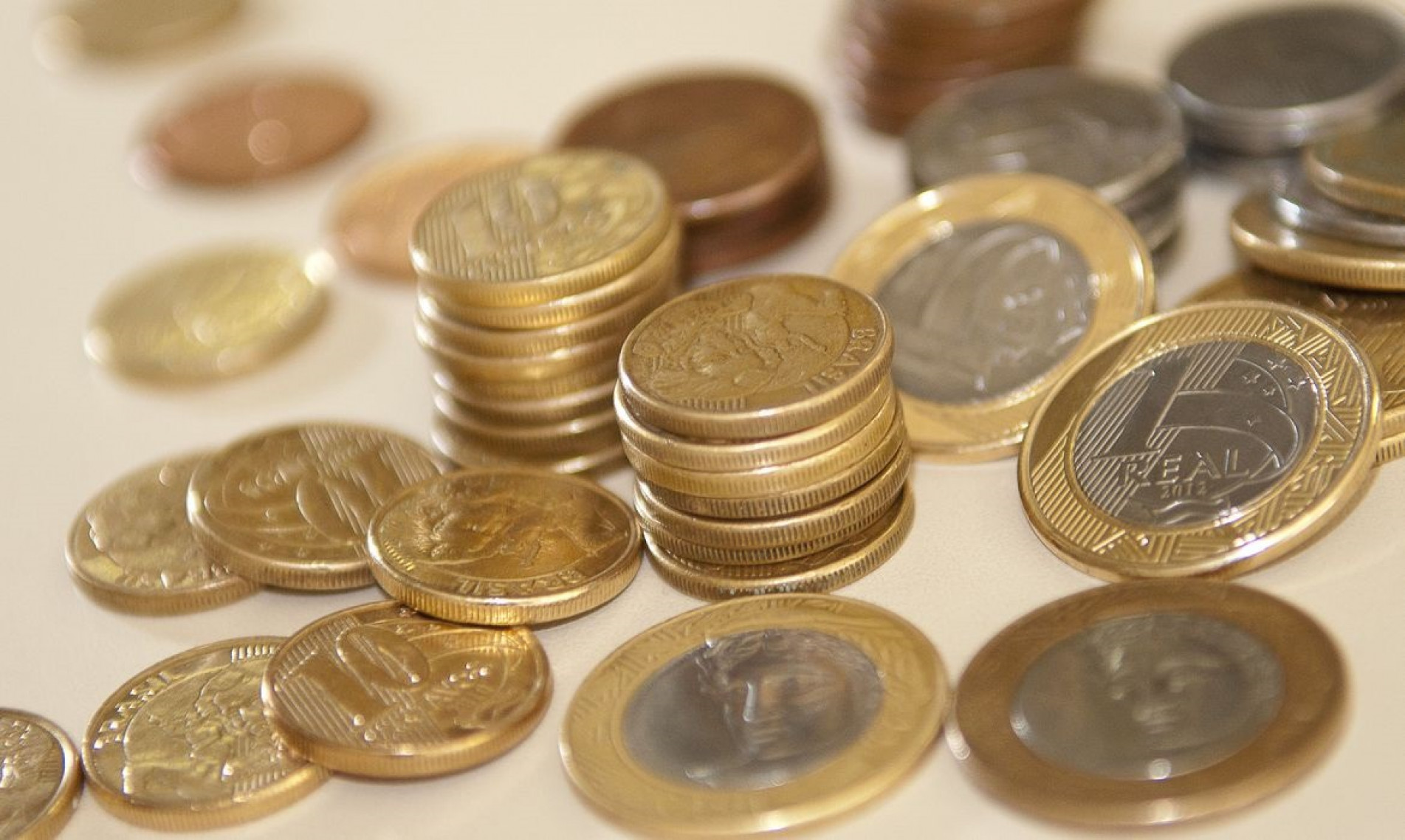 Clientes de bancos relatam que possuem centavos ou menos de R$ 5 para receber.