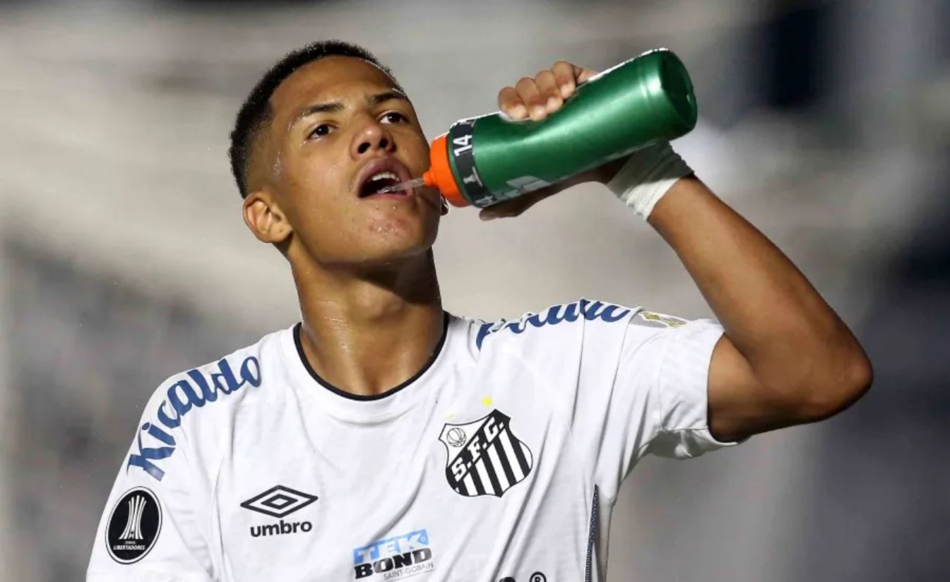 O jovem atacante, de 17 anos, &Acirc;ngelo.