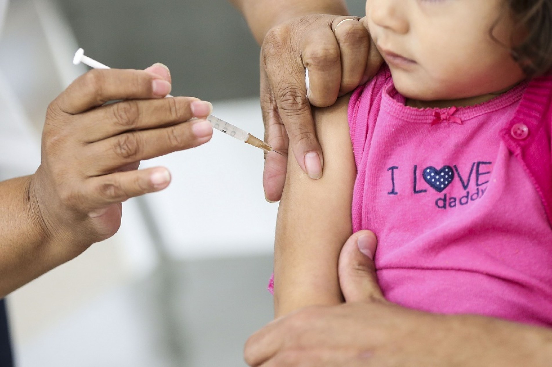 A campanha de vacinação contra sarampo e influenza será voltada para 12,9 milhões de crianças entre 6 meses e menores de 5 anos e trabalhadores da saúde