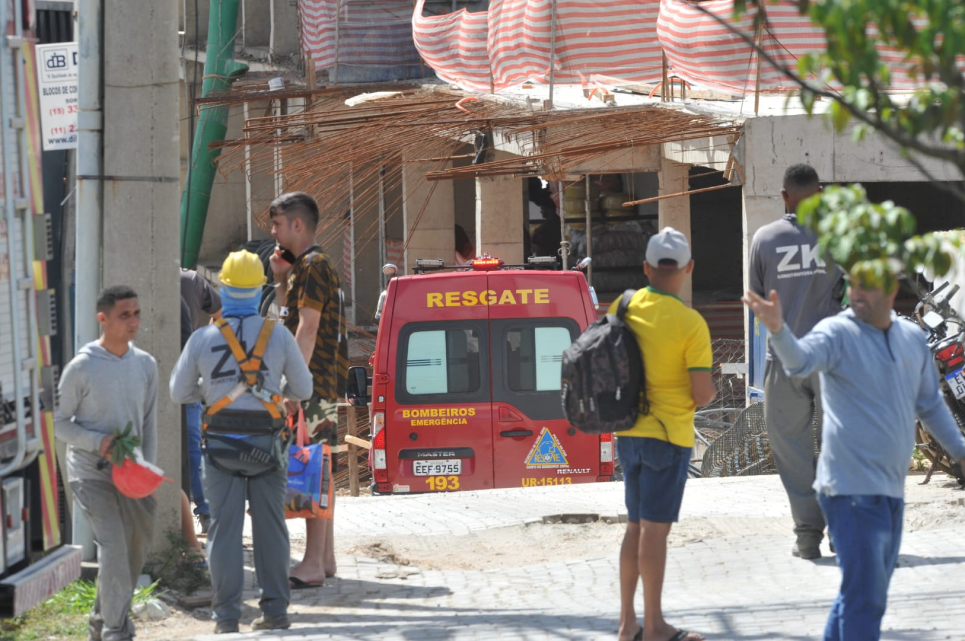 Acidente aconteceu na manhã desta segunda-feira (21)