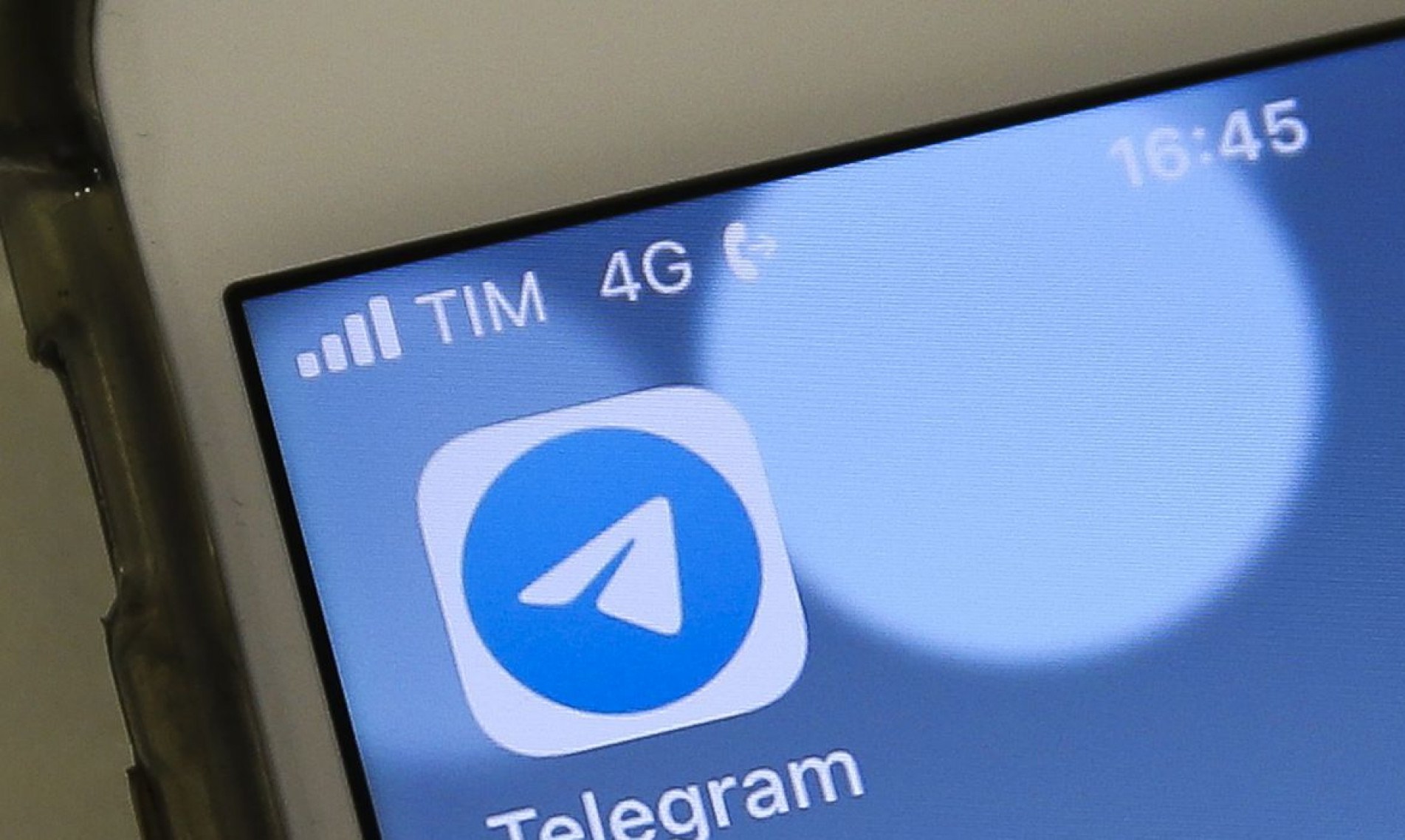  Aplicativo de mensagens Telegram
    