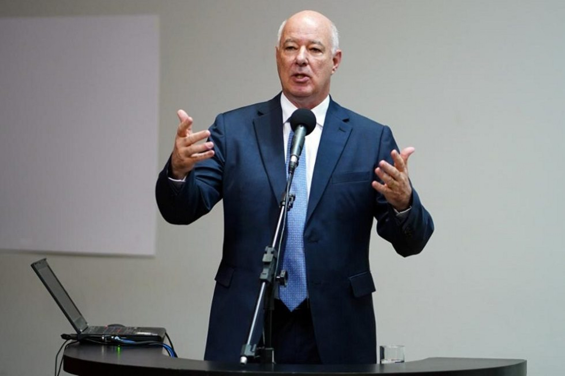 Deputado federal Herculano Passos (MDB)