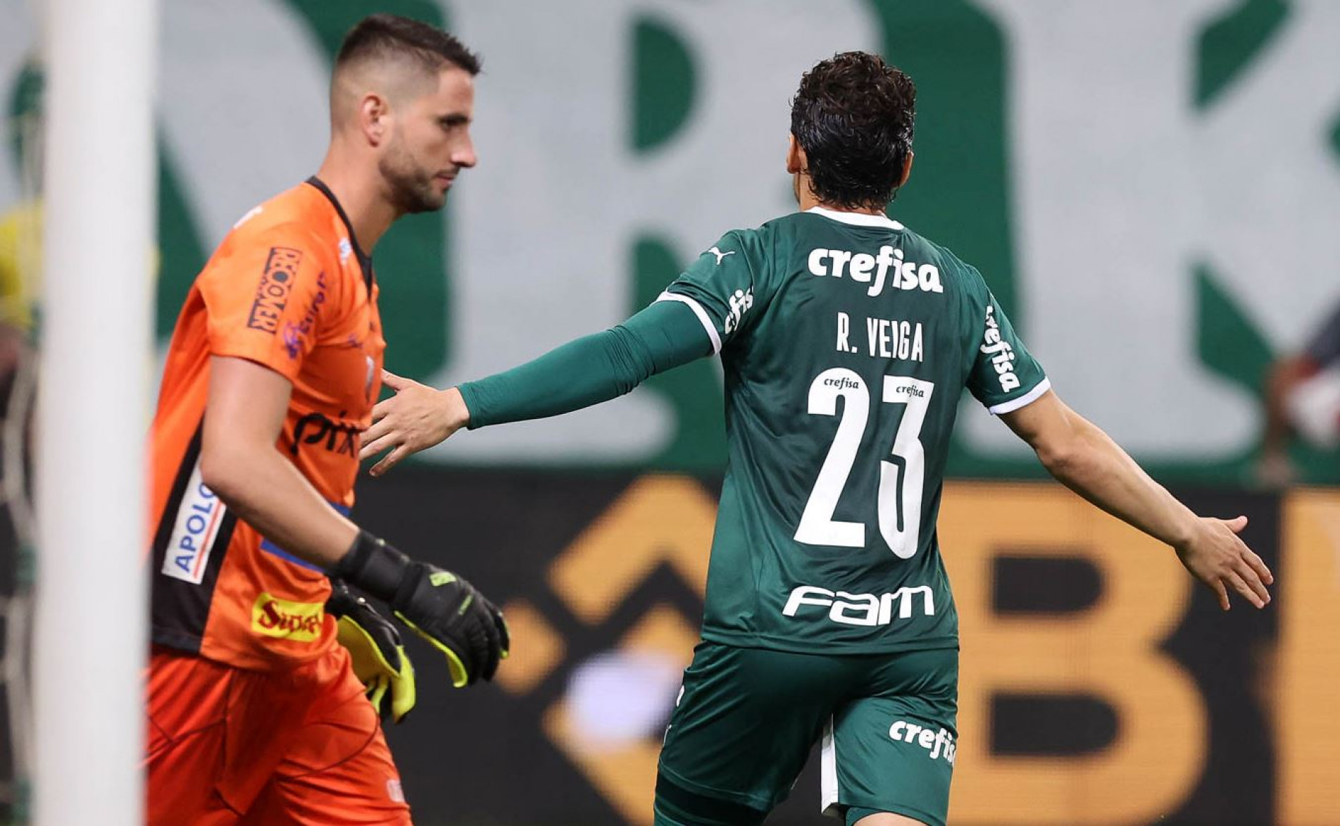 Raphael Veiga segue impecável em cobranças de pênalti: 21 acertos em 21 tentativas.
