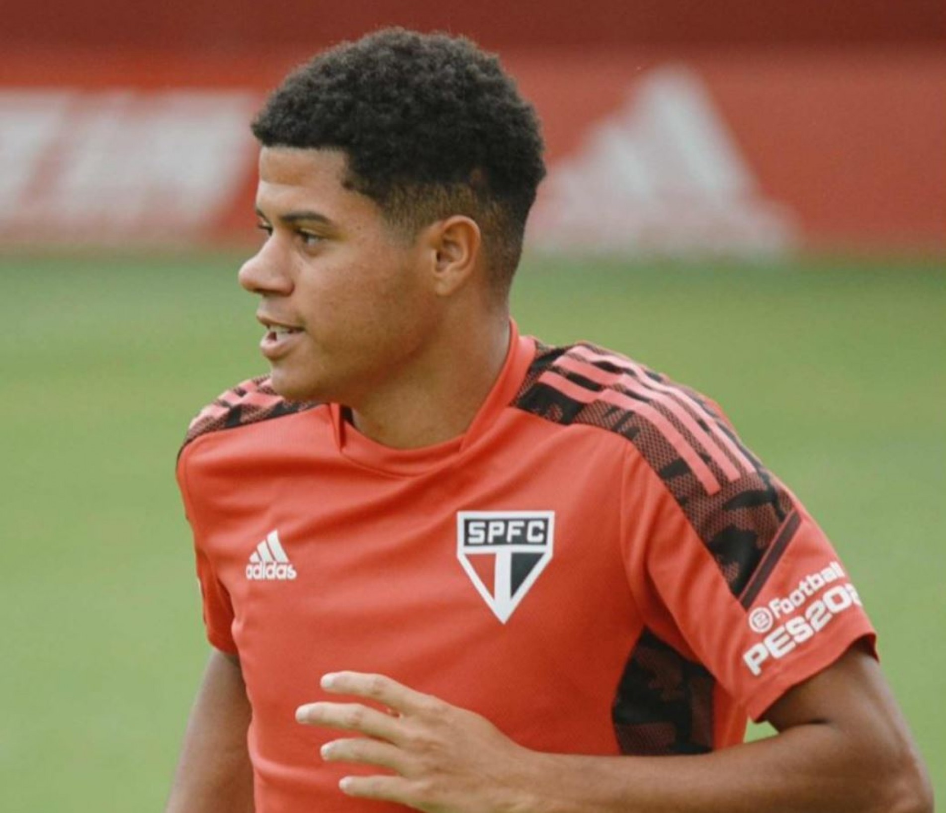 Gabriel Sara.