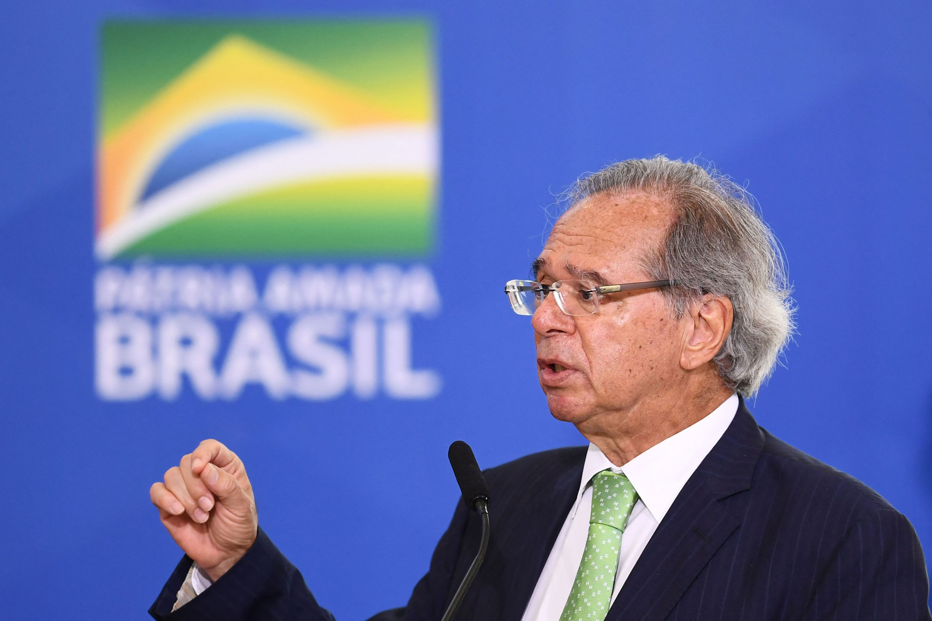 Ministro criticou alta de juros.