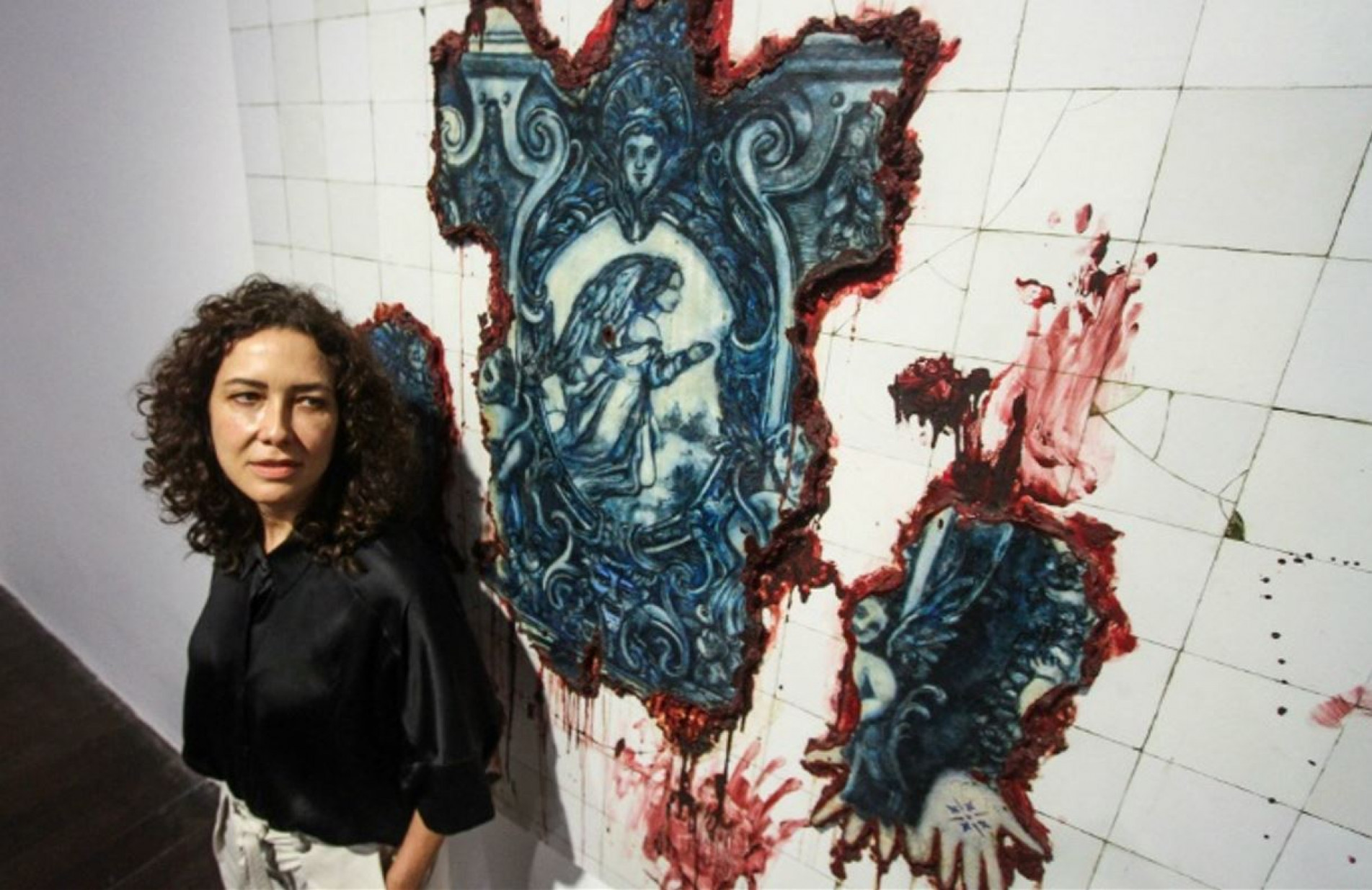 Exposição conta com mais de 60 obras de Varejão, abrangendo criações de 1985 a 2022.