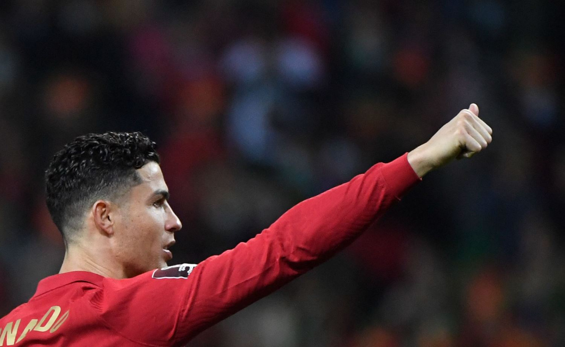 Cristiano Ronaldo deu passe para 1º gol de Portugal.