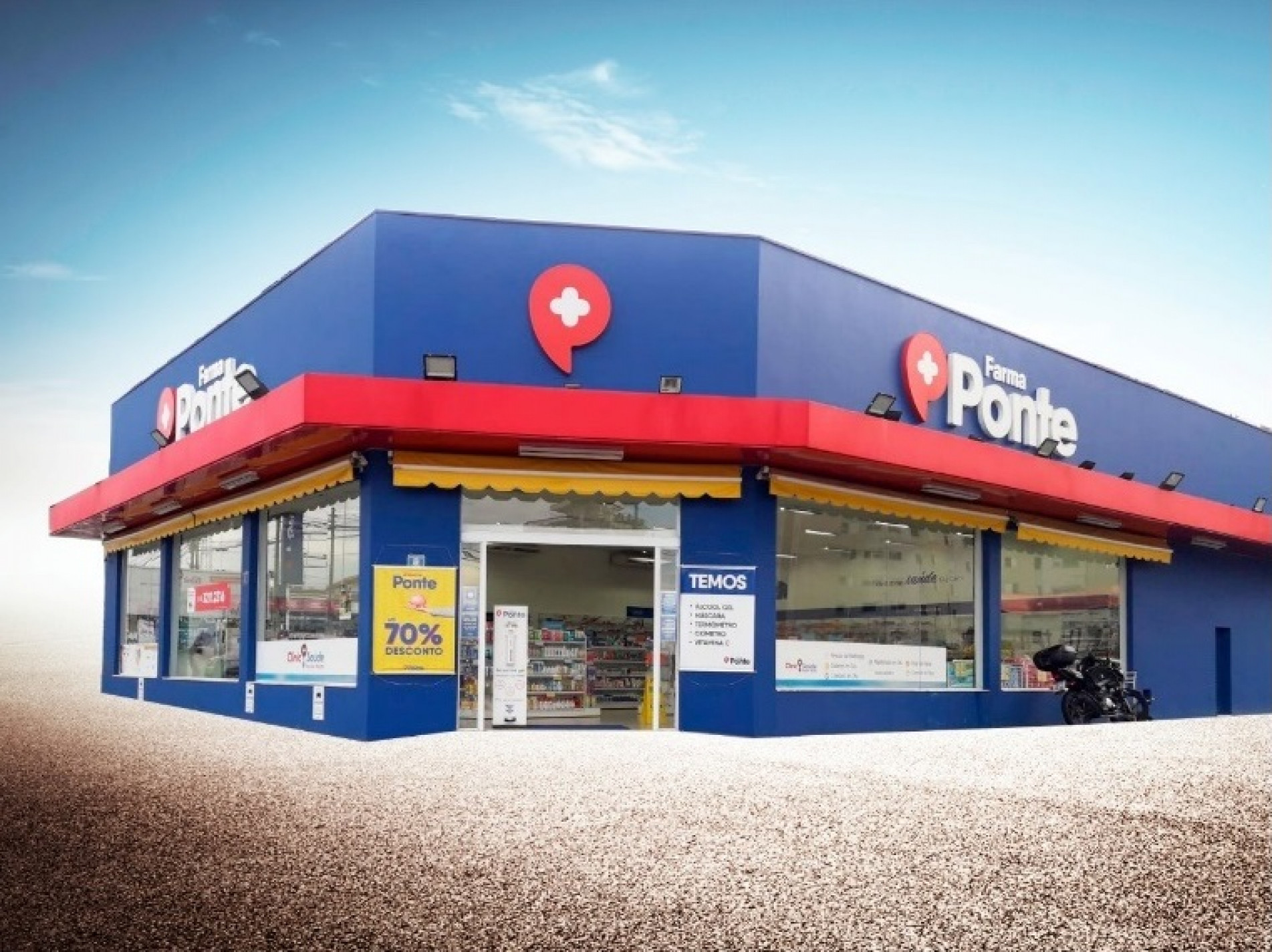 A rede de farmácias Farma Ponte completa 42 anos de história nesta sexta-feira (1º)
