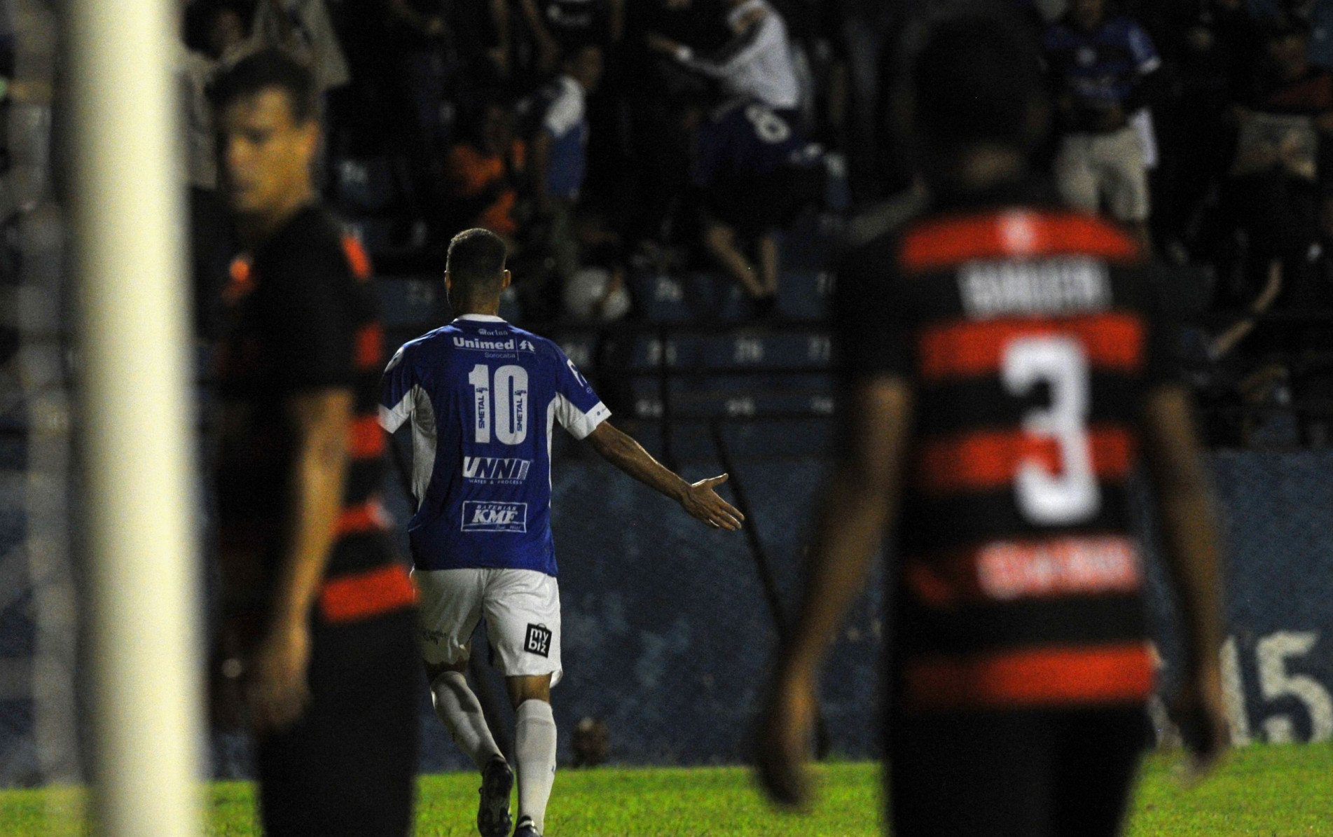 Gol de Diogo Oliveira, aos 17 minutos do segundo tempo, puxou a reação beneditina.