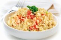 Rica em fibras, a quinoa diminui o esvaziamento gástrico e aumenta a sensação de saciedade - DIVULGAÇÃO / JASMINE ALIMENTOS