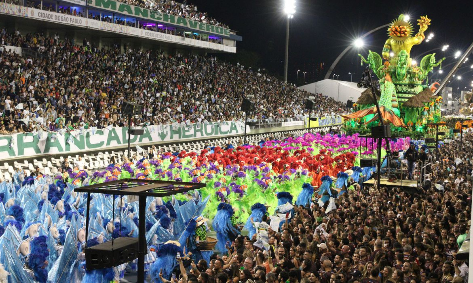O Carnaval 23 dever&aacute; movimentar R$ 8,18 bilh&otilde;es no turismo, 26,9% a mais do que em 2022