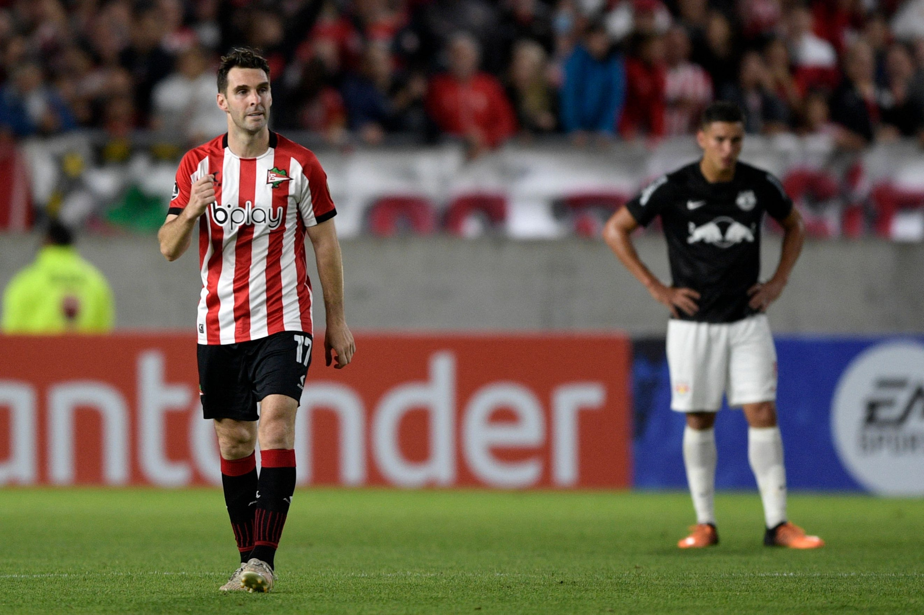 Red Bull Bragantino perdeu para o Estudiantes-ARG por 2 a 0.