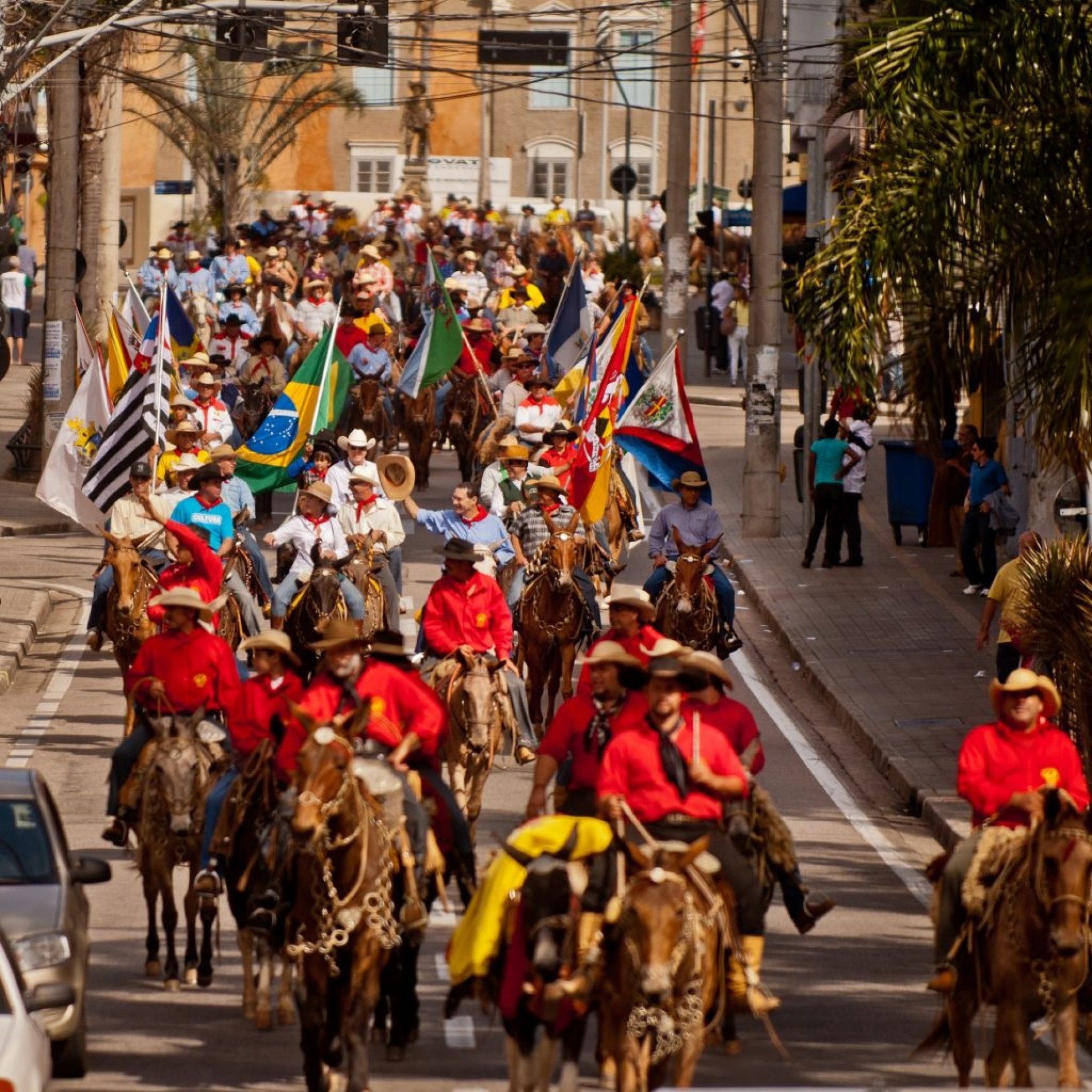 Sorocaba tem tradicional Desfile dos Tropeiros e 2ª Cavalgada Solidária.