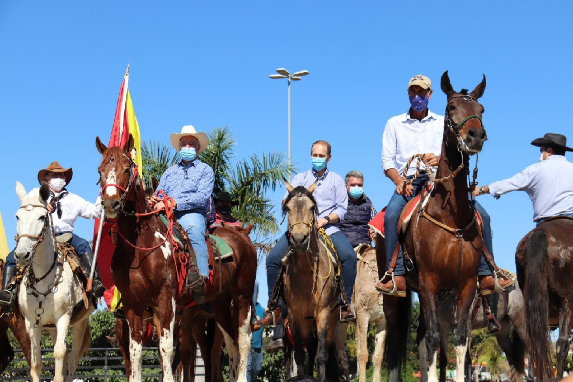 A programação inclui Desfile dos Tropeiros e 2ª Cavalgada Solidária.