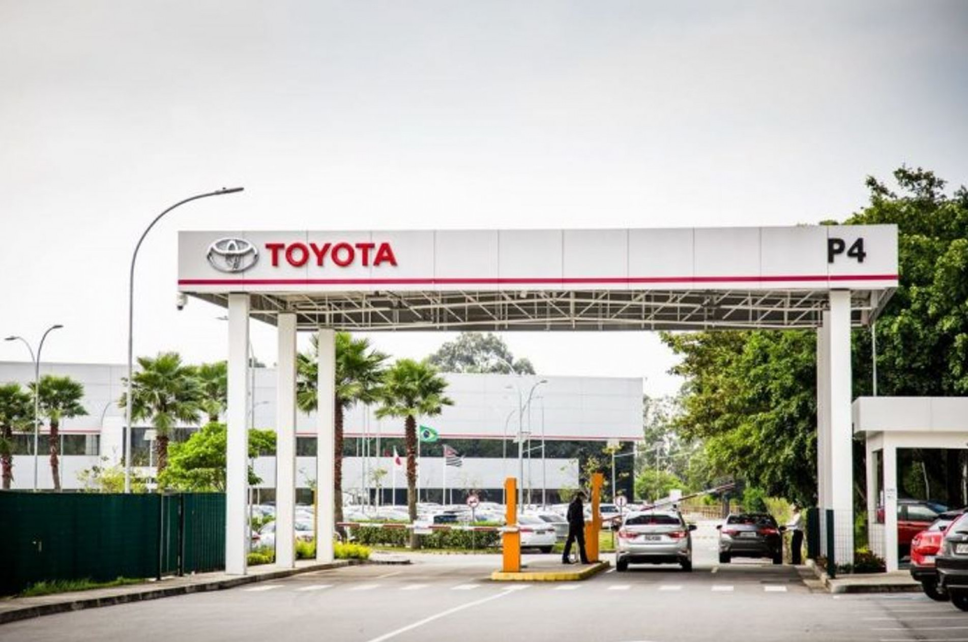 Montadora vai desativar produção de peças no ABC.