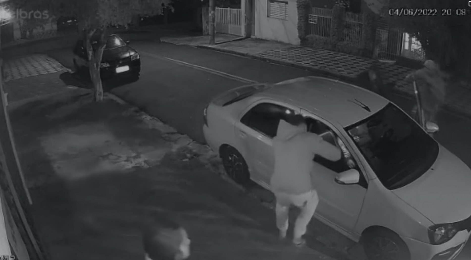Assalto aconteceu na noite de sábado (4) na Vila Santana, em Sorocaba 
