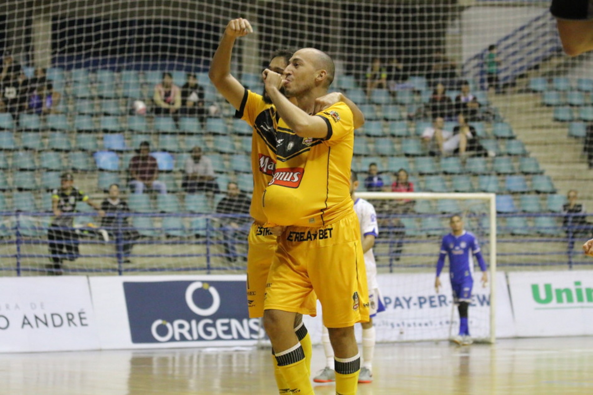 Danilo Baron fez o 3º gol.