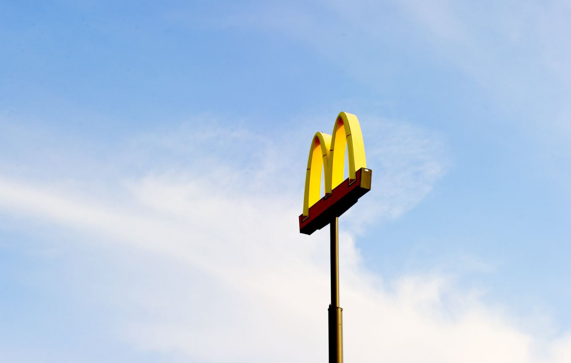 McDonald’s vendeu lanchonetes na Rússia.