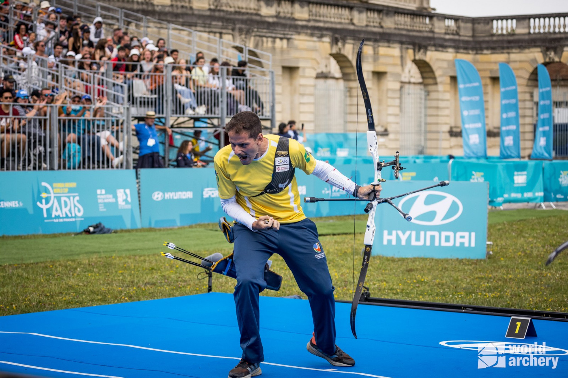 D'Almeida leva ouro inédito em etapa da Copa do Mundo de Tiro com Arco
