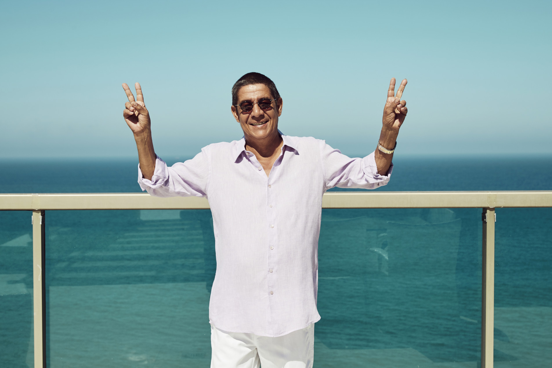 Sambista trar&aacute; sucessos de sua carreira, iniciada na d&eacute;cada de 80