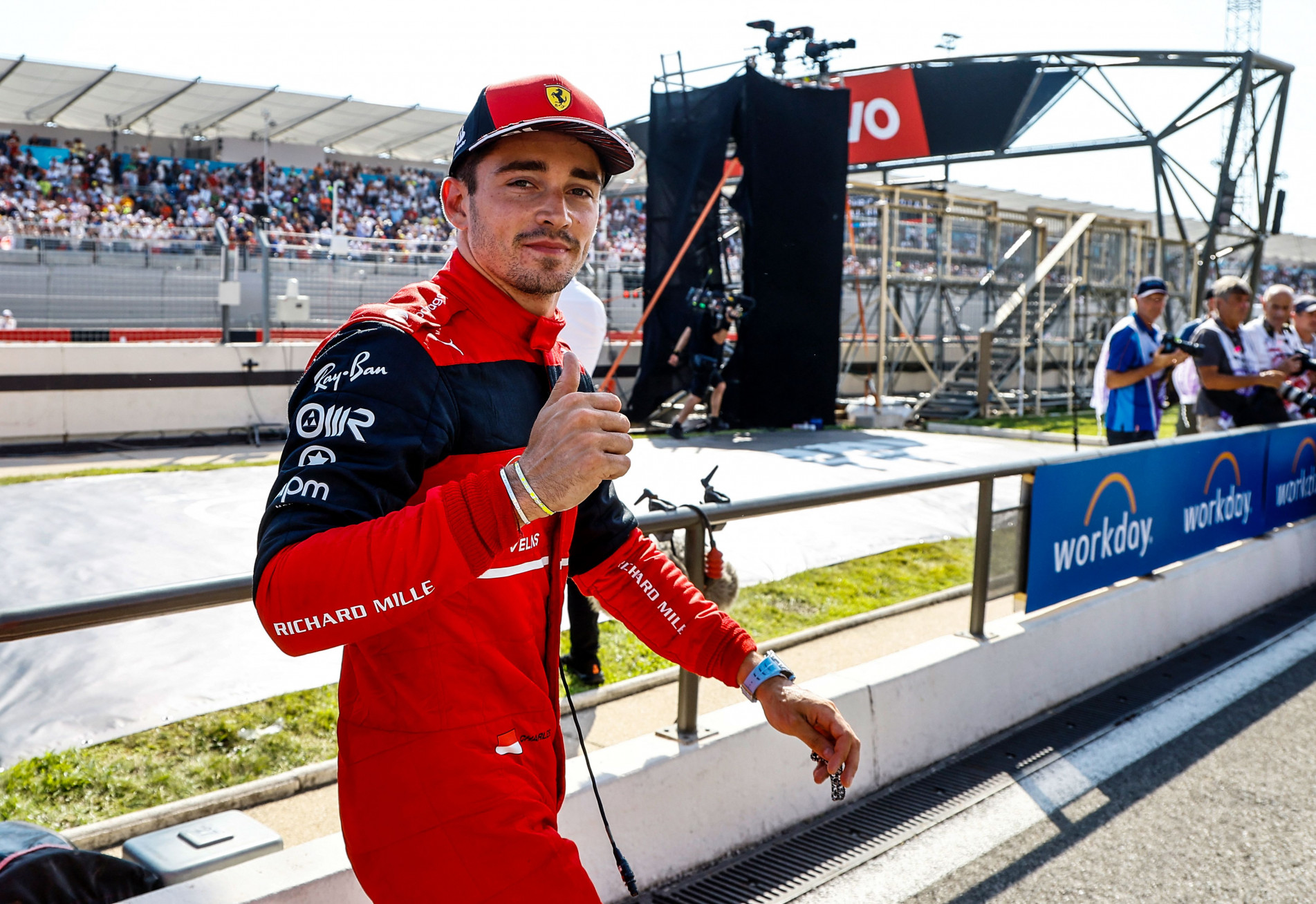 Charles Leclerc, piloto da Ferrari
      