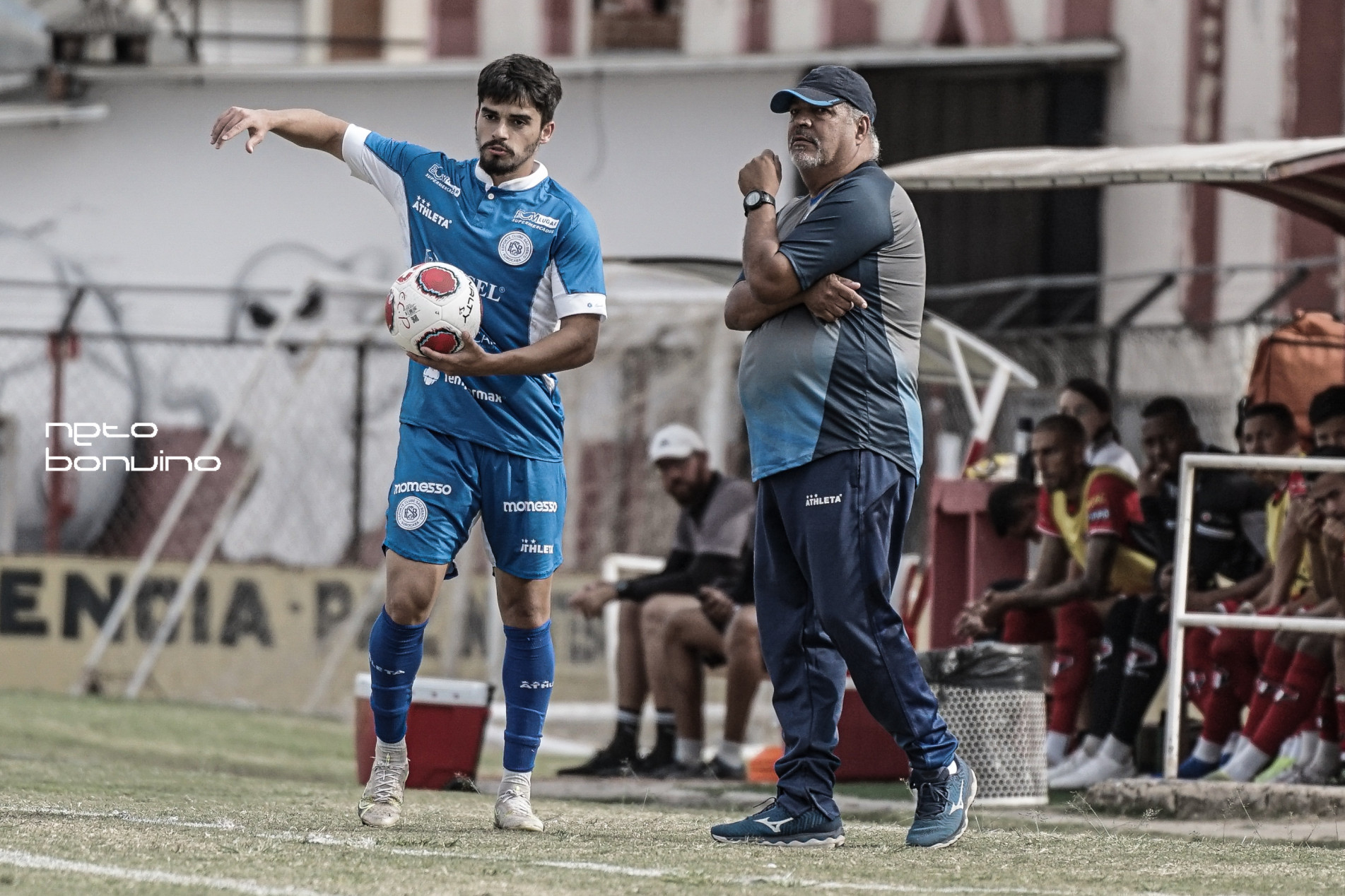 Técnico pede paciência: 