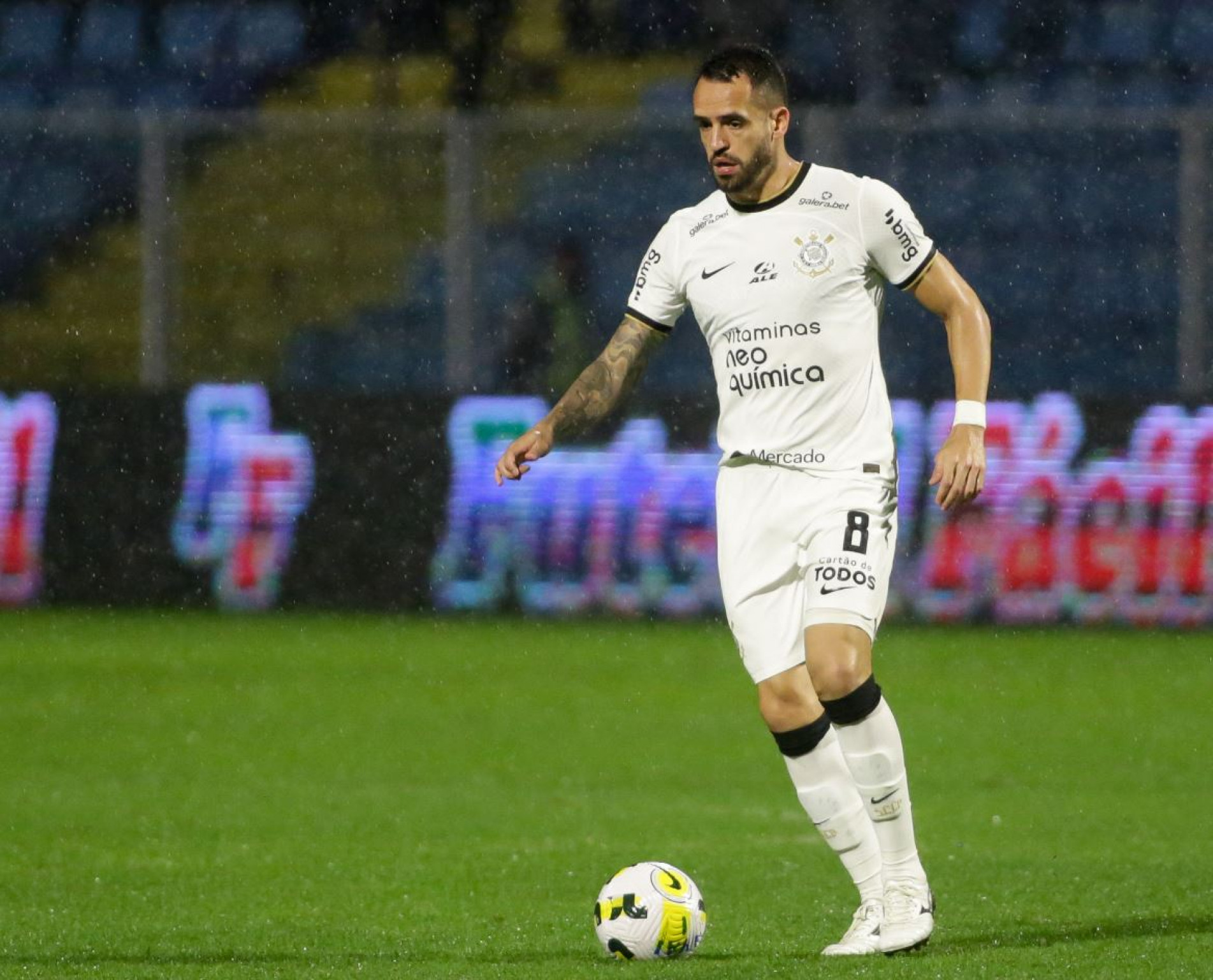 Renato Augusto, que entrou no segundo tempo e voltou ao time após um logo tempo se recuperando de contusão