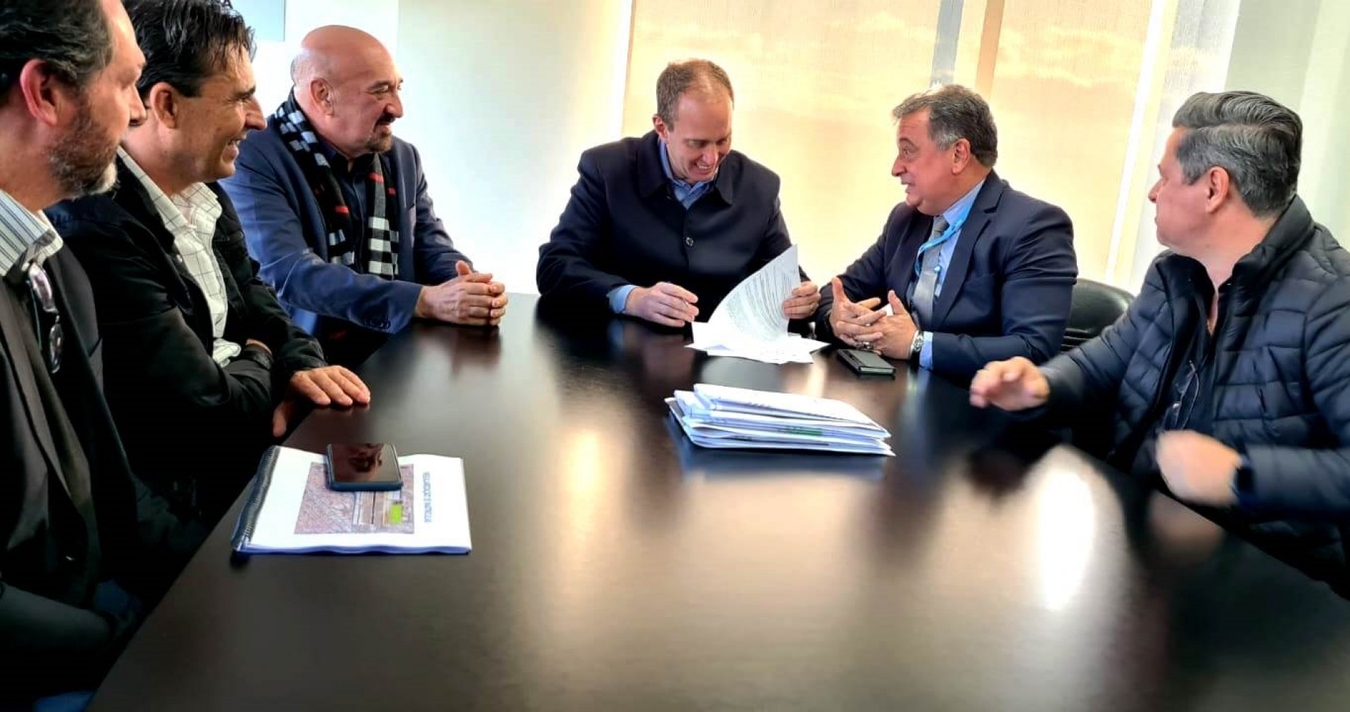 Coronel Marcel se reuniu com o prefeito Manga e outras autoridades municipais