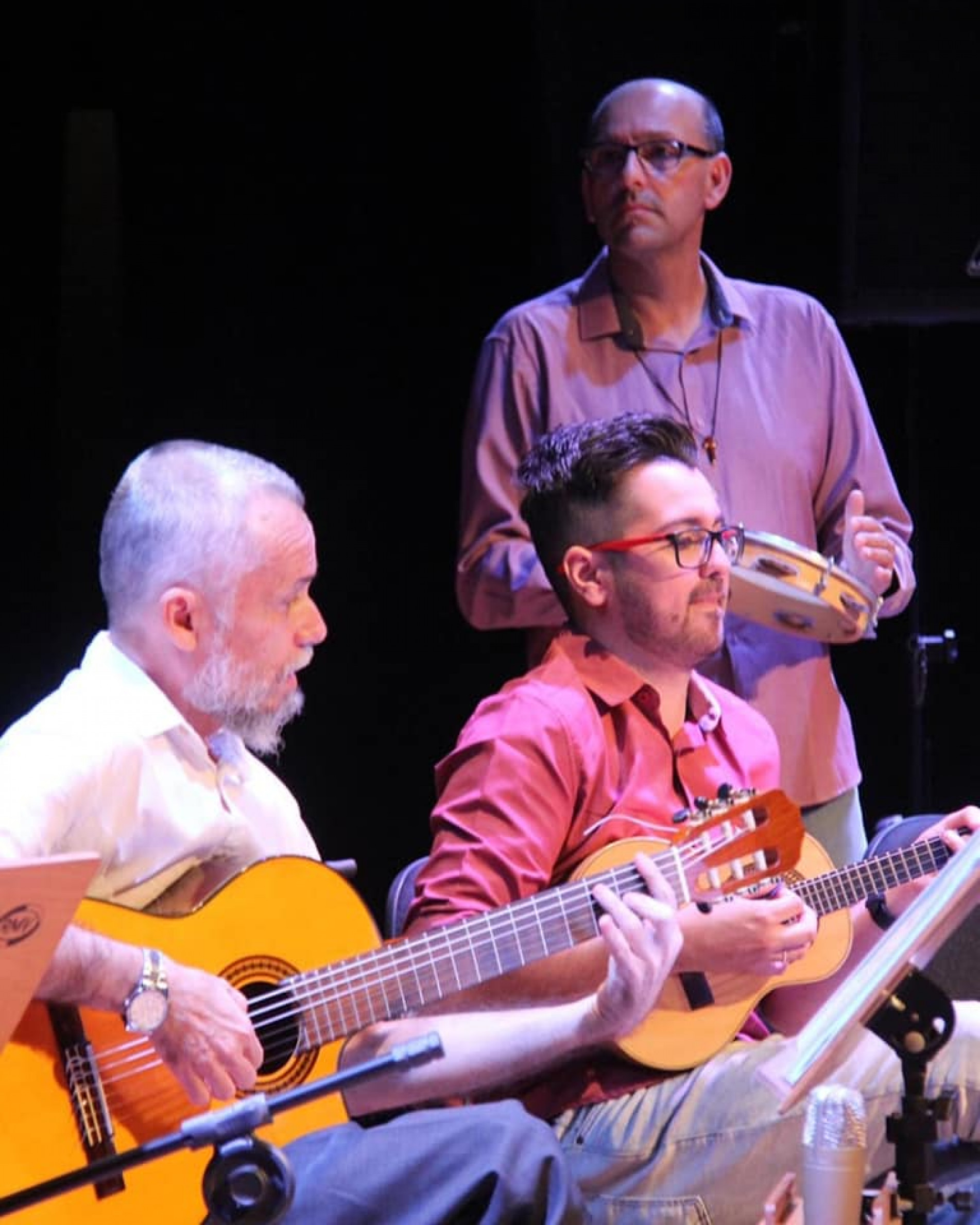 Com clássicos do choro, grupo sobe ao palco às 20h