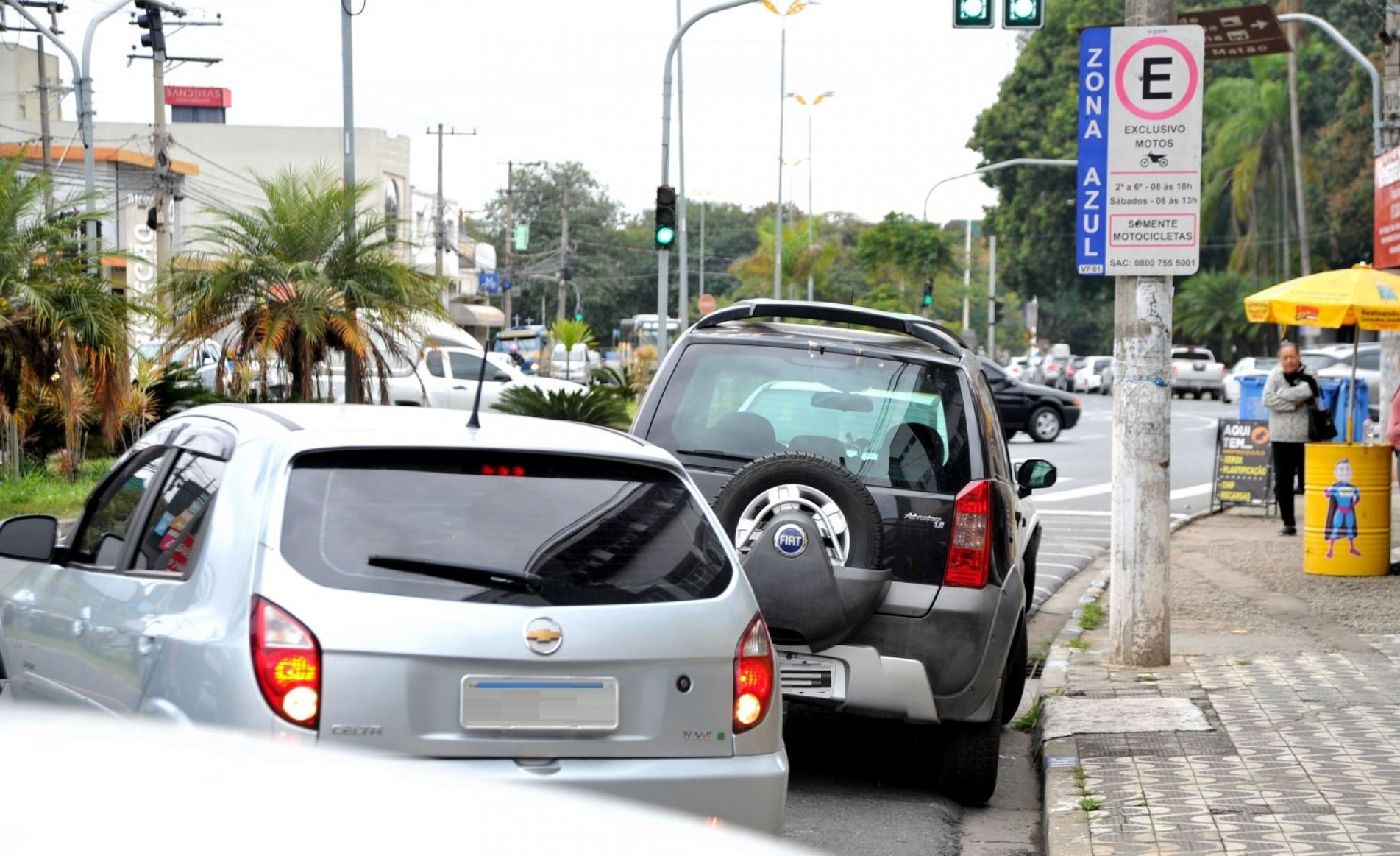 Comerciantes dizem que está estacionar e descarregar mercadorias