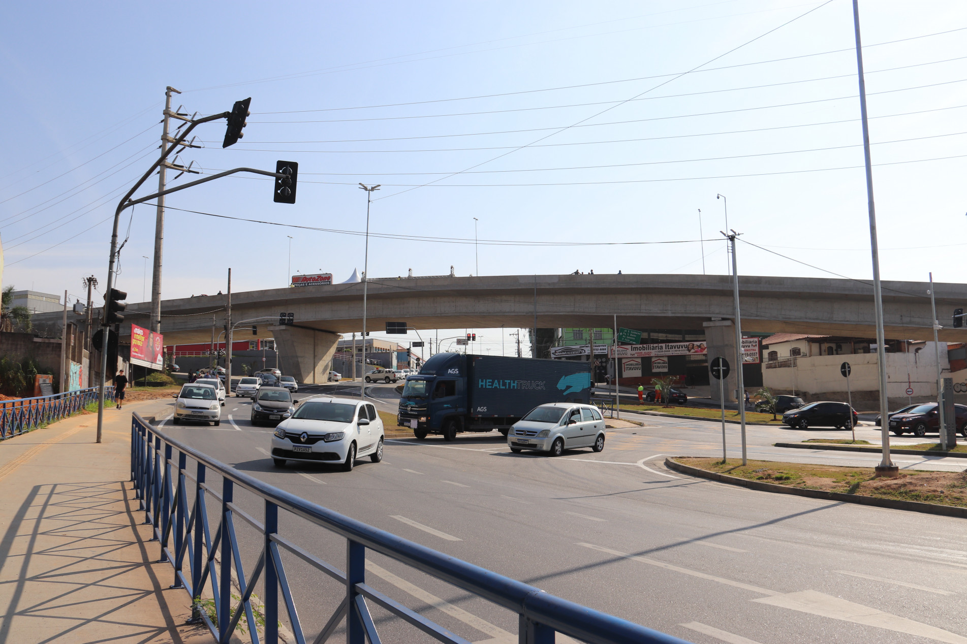 Avenidas como a Edward Frufru Marciano da Silva, na zona norte, ganharão melhorias