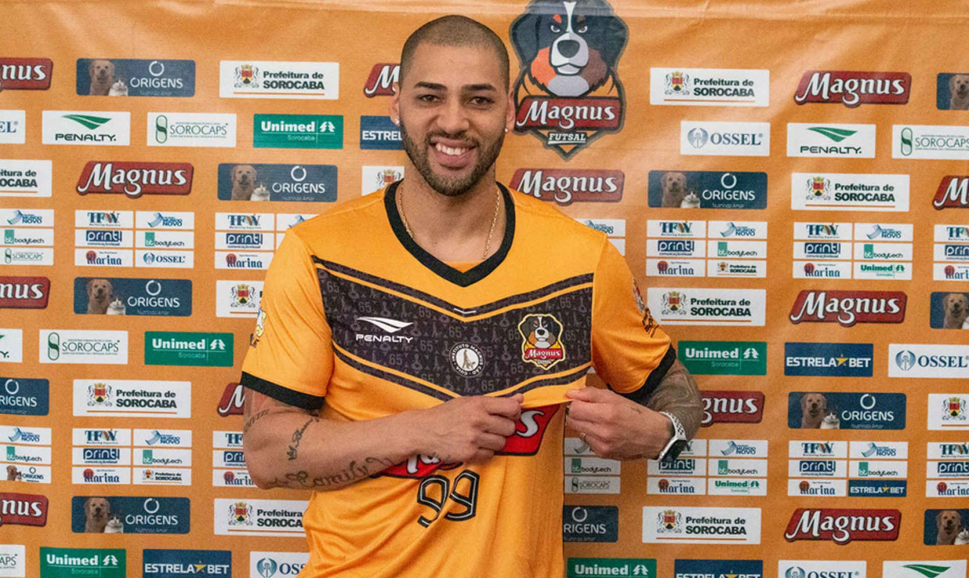 O pivô Elisandro fará hoje sua estreia no time sorocabano