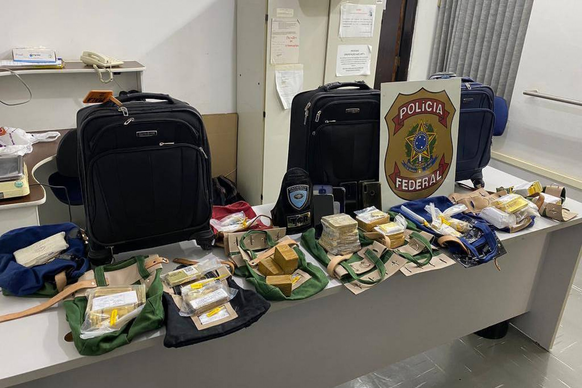 Dirceu Santos Frederico Sobrinho foi preso em São Paulo e com ele muitas evidências de movimentação de comércio de ouro