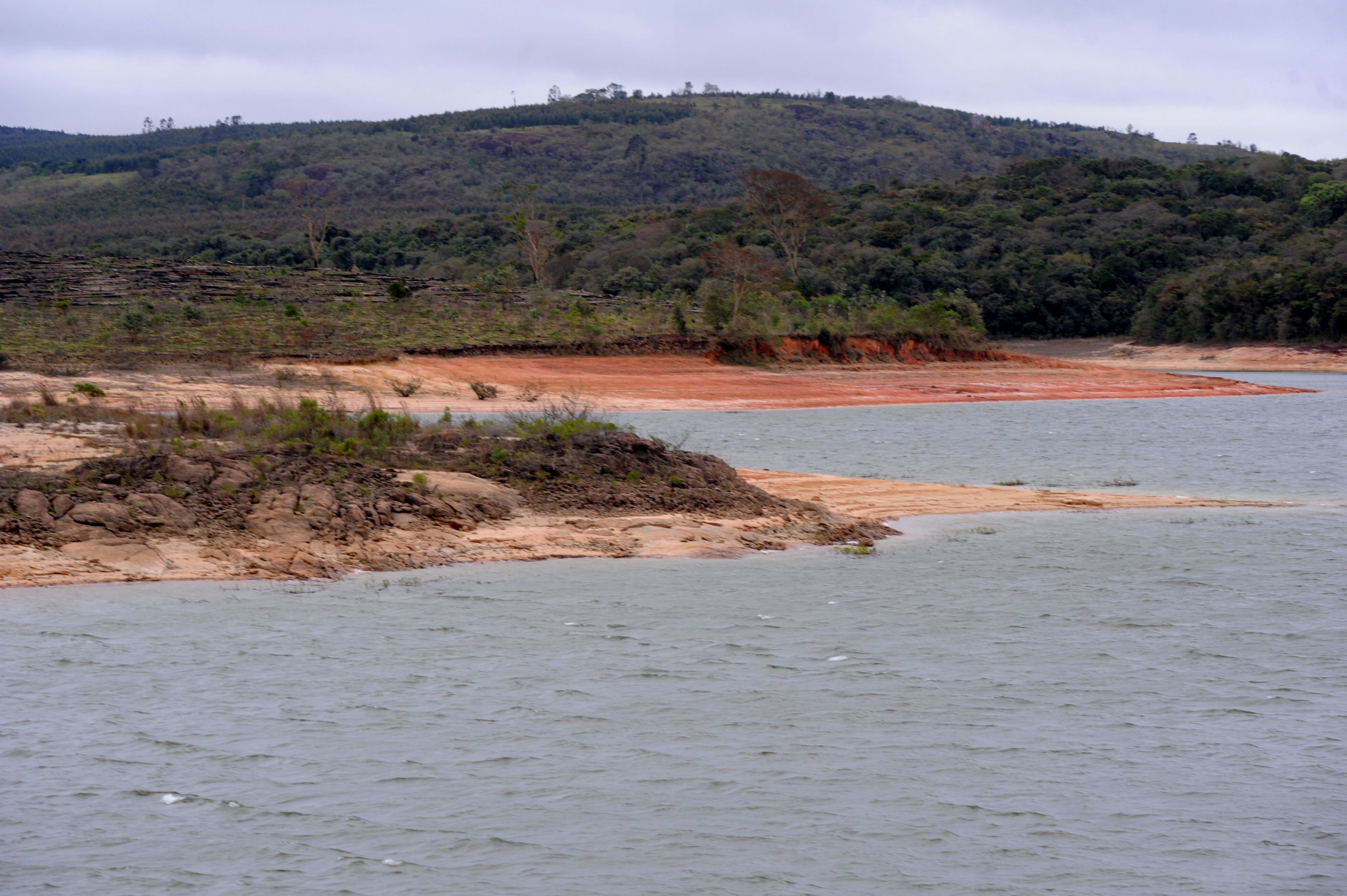 É esperado ocorrência de chuvas entre normal e abaixo da média para o período