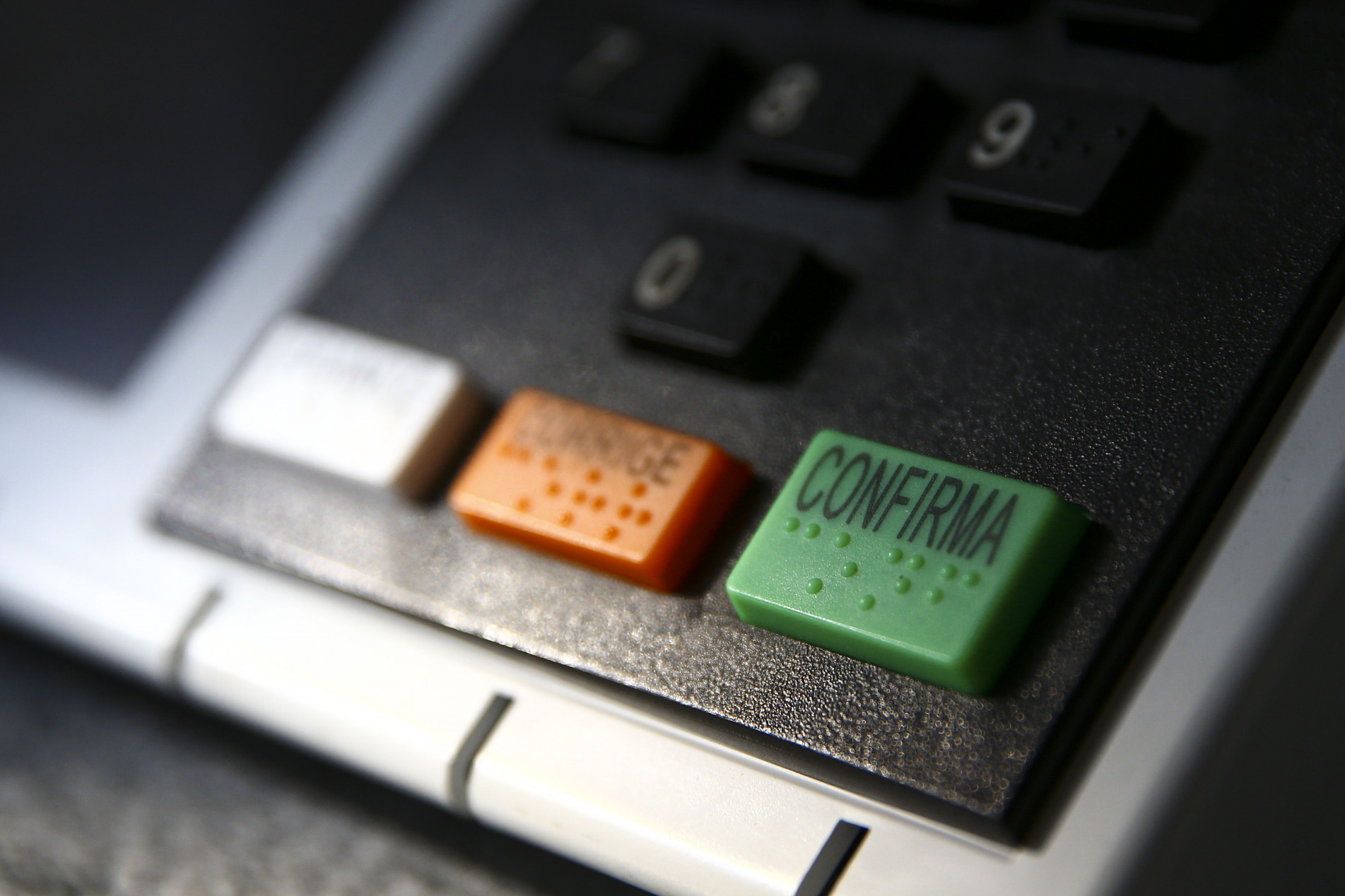 Números do processo de apuração das urnas podem ser acompanhados pela internet