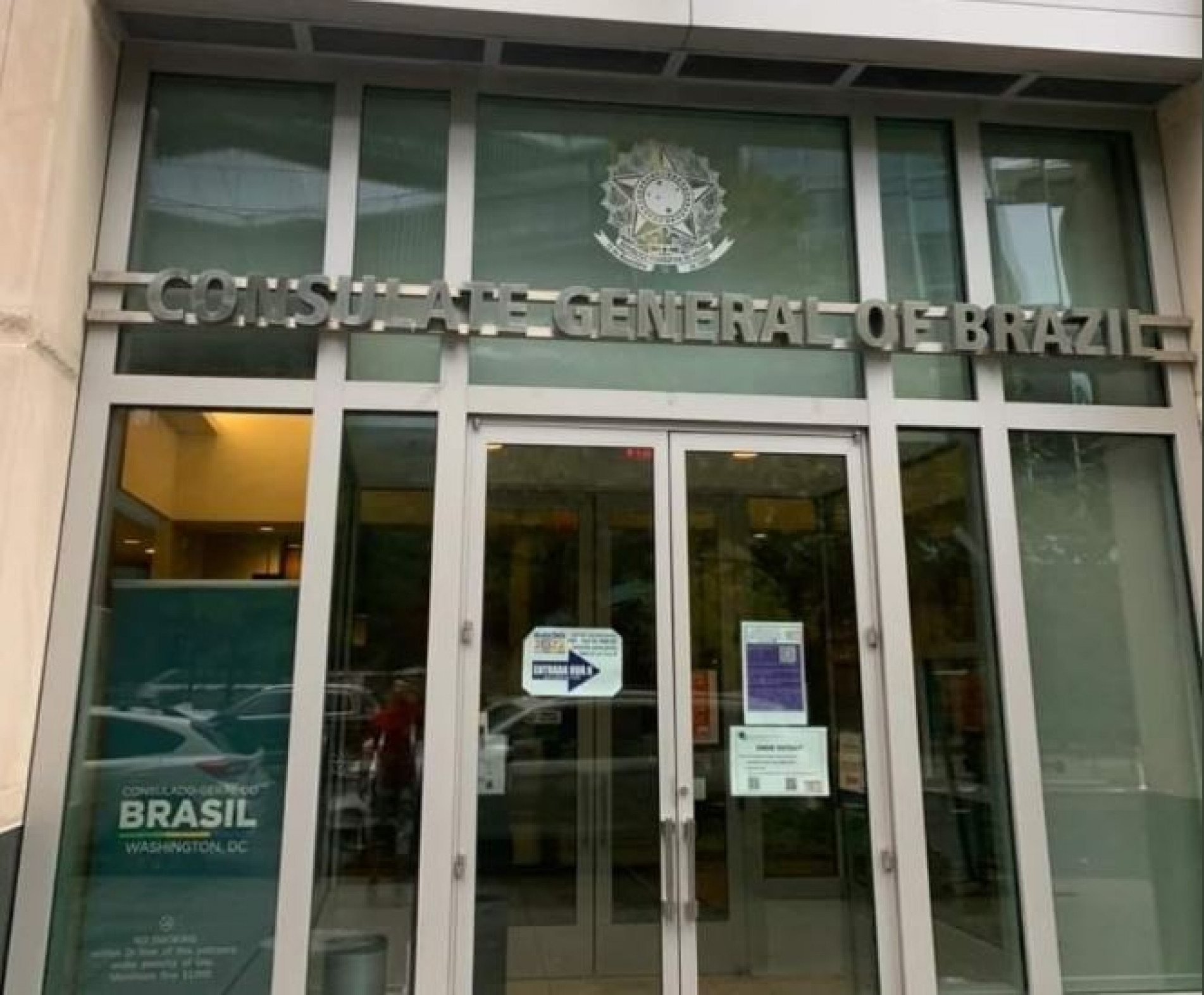 Os Estados Unidos concentram quase 100 mil eleitores e seções eleitorais estão montadas em 14 cidades americanas