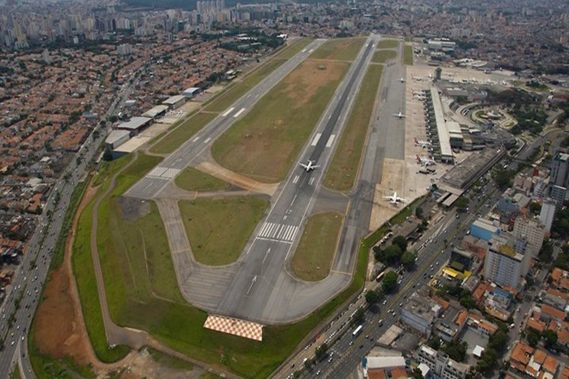 O aeroporto de Congonhas voltou a operar normalmente nesta ter&ccedil;a-feira (11) 