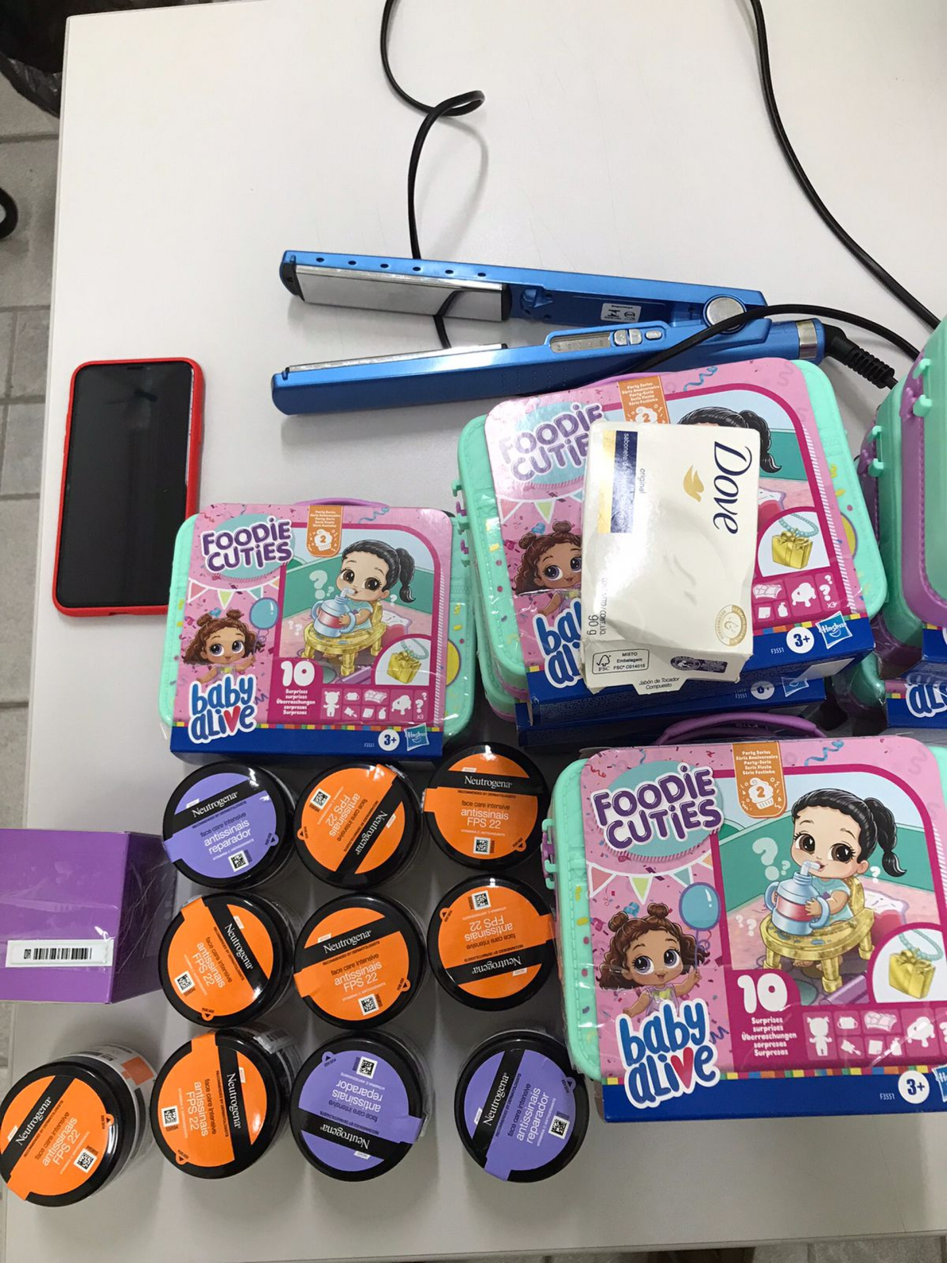 Com o homem foram encontrados diversos produtos de outros furtos 