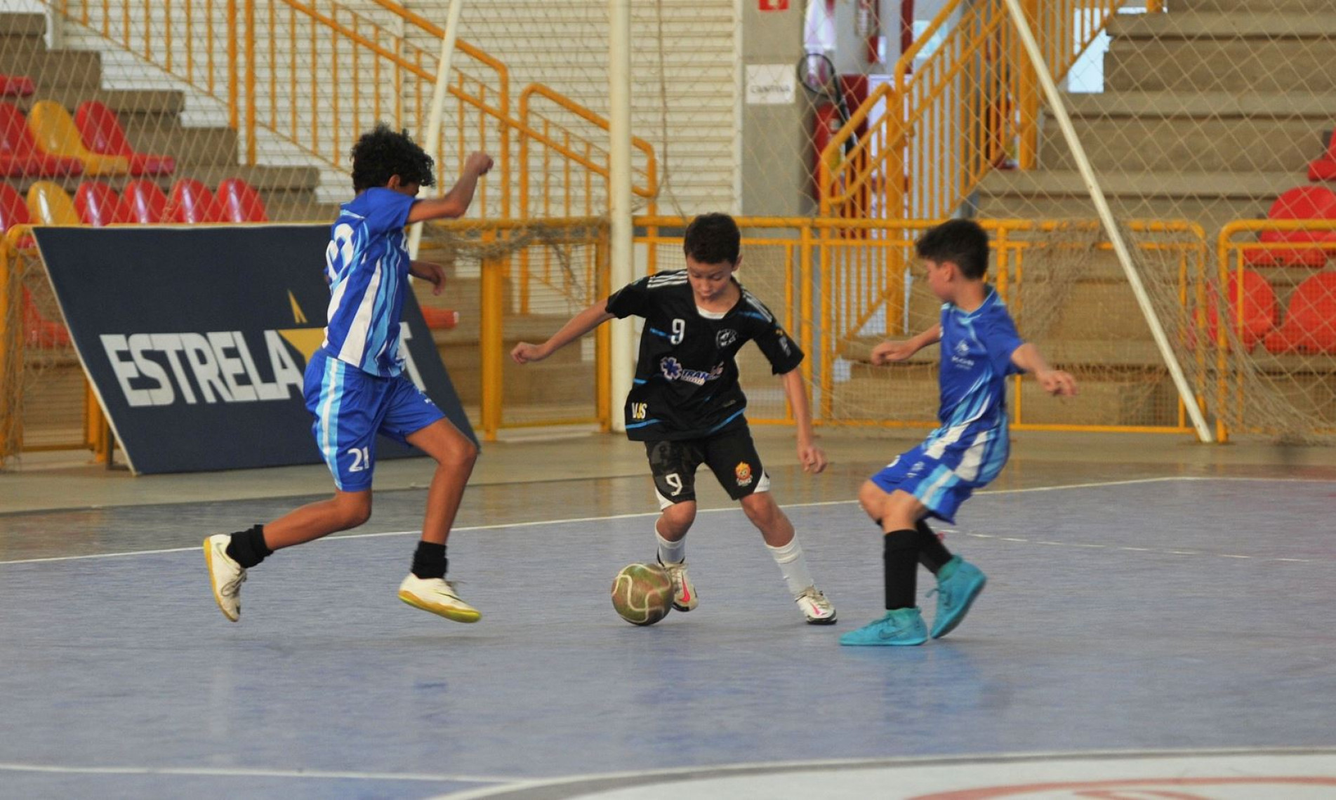 Partidas do fim de semana ocorrem na Arena Sorocaba