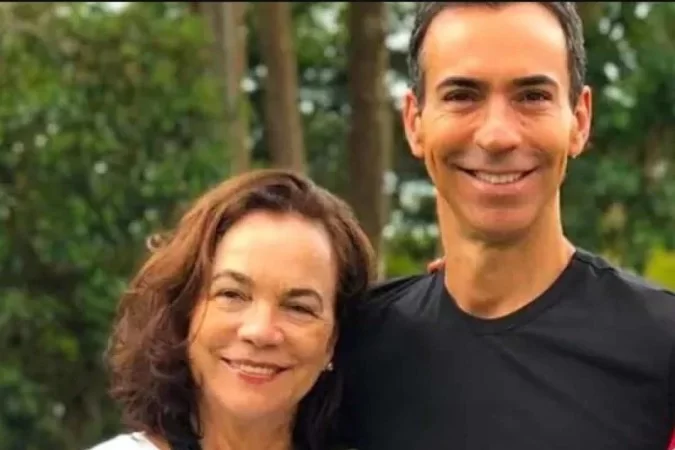 Edna Vantini Tralli e o filho, o jornalista e apresentador César Tralli